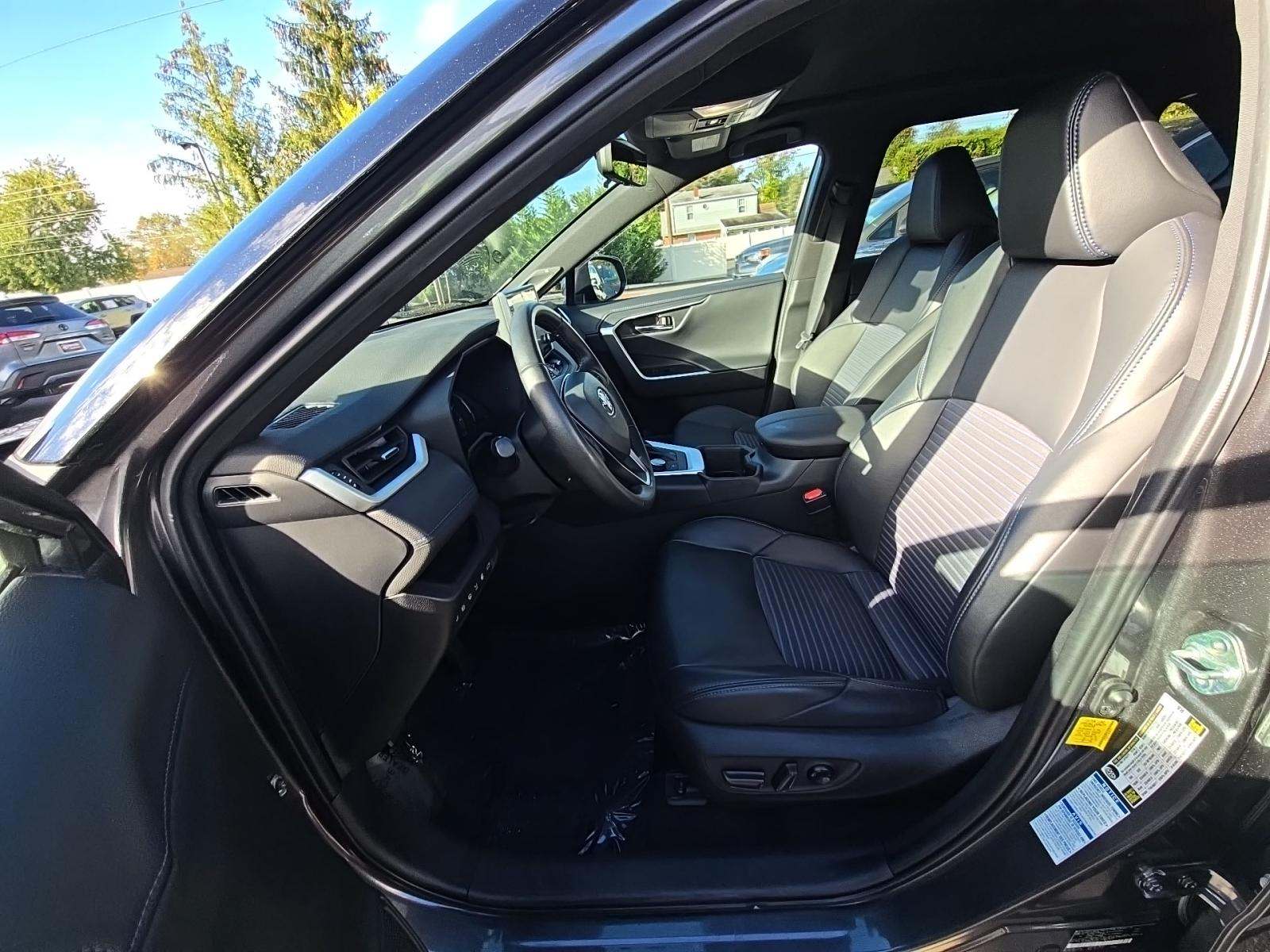 2022 Toyota RAV4 Hybrid XSE AWD