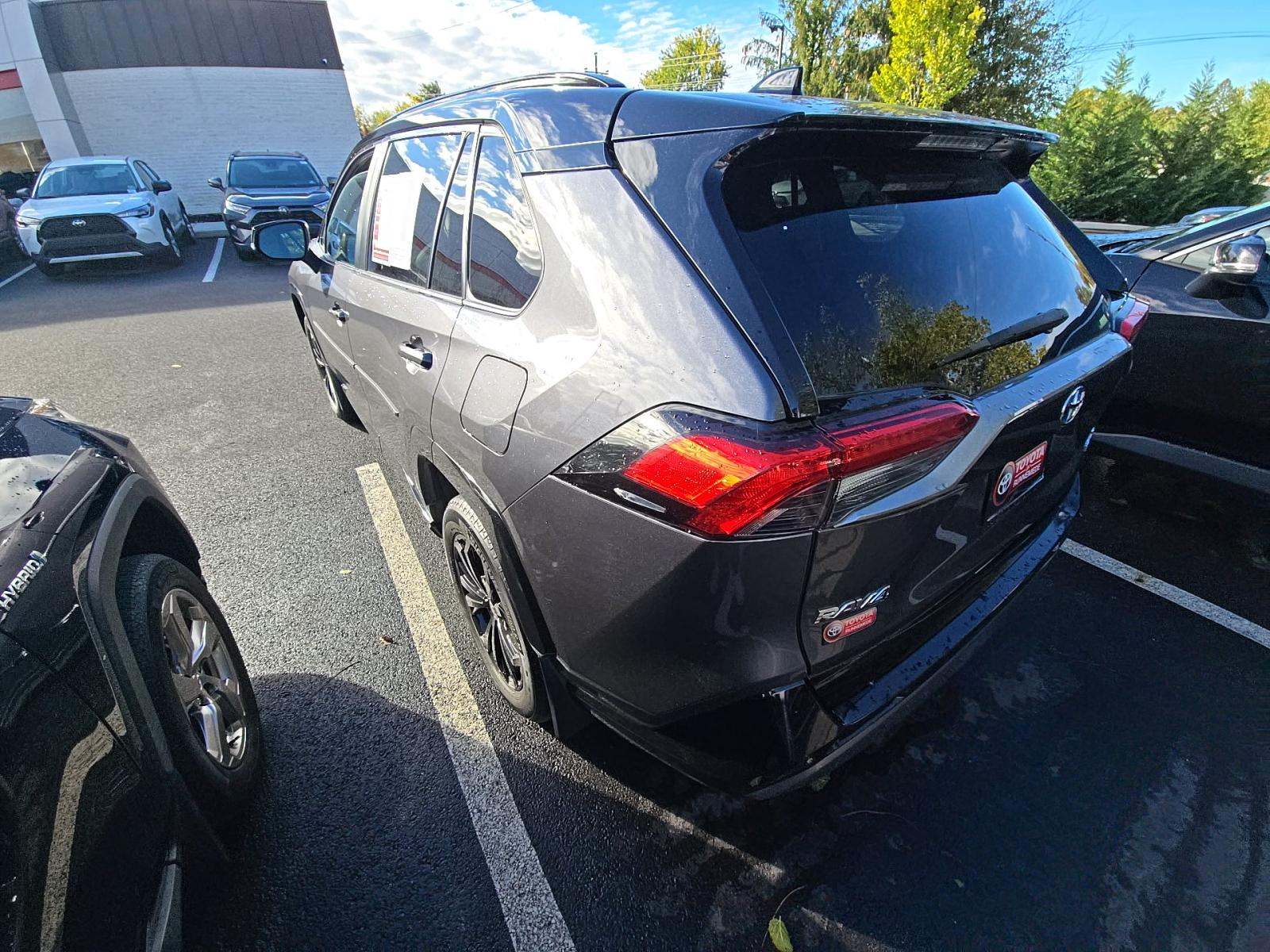 2022 Toyota RAV4 Hybrid XSE AWD