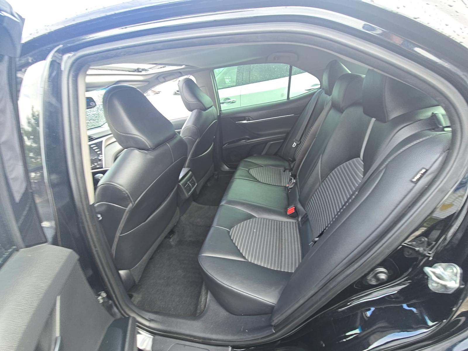 2018 Toyota Camry SE FWD