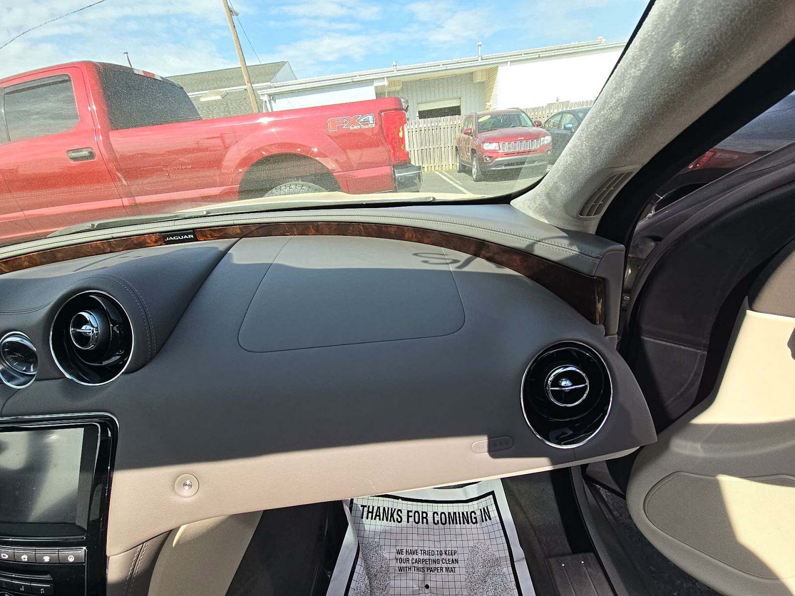 2016 Jaguar XJ L Portfolio RWD