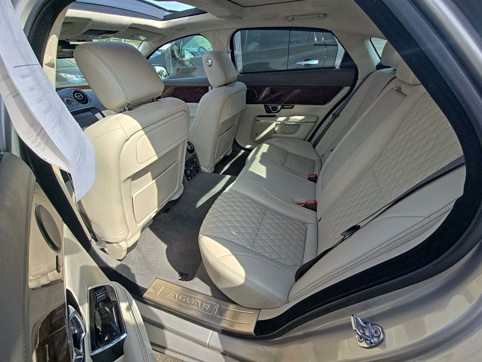 2016 Jaguar XJ L Portfolio RWD