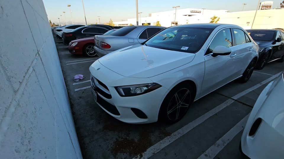 2021 Mercedes-Benz A 220