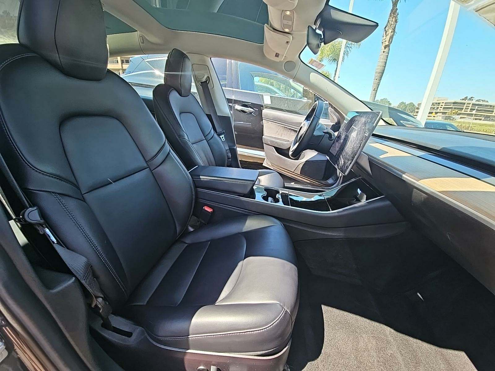 2018 Tesla Model 3 Long Range RWD