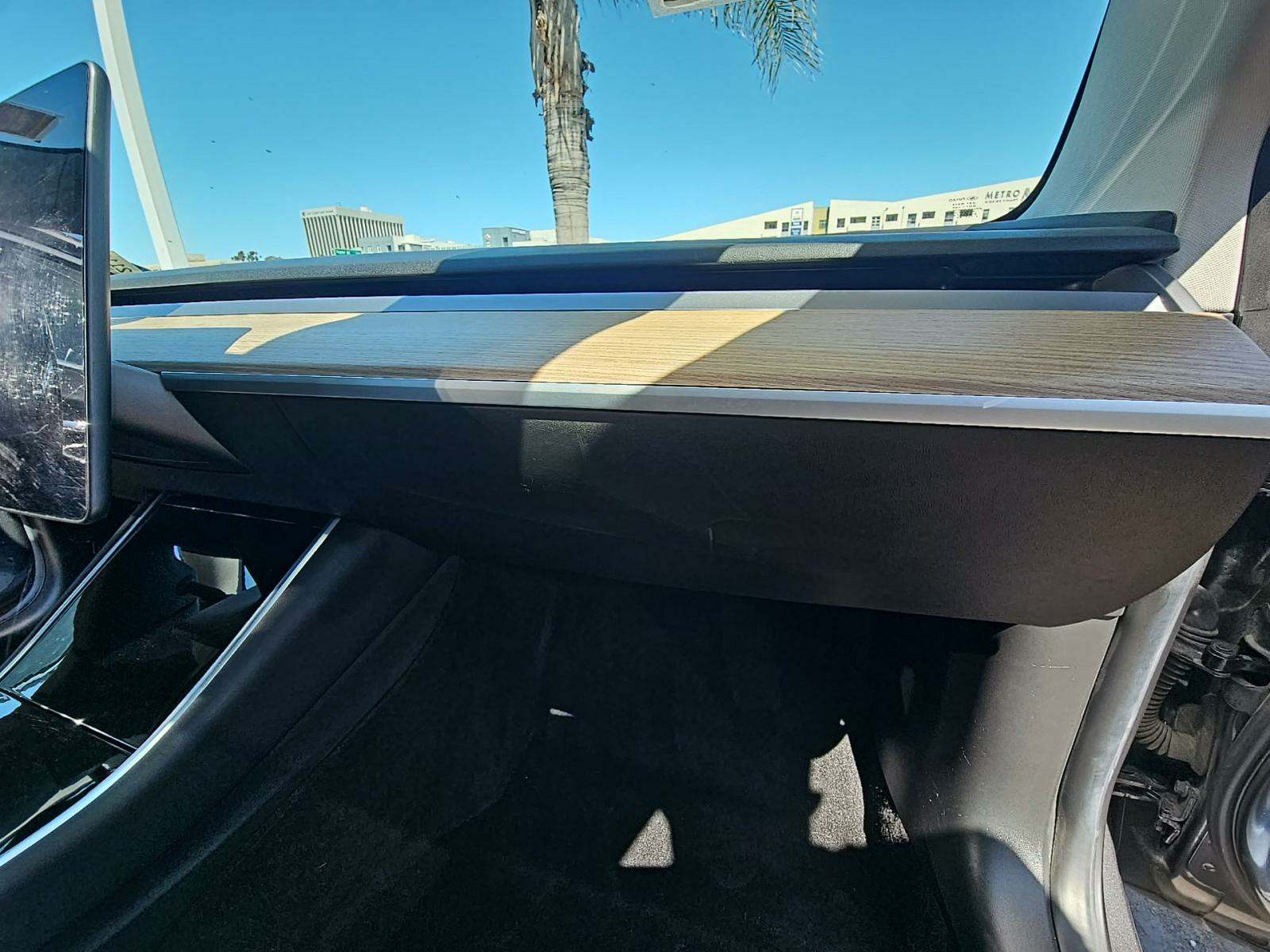 2018 Tesla Model 3 Long Range RWD