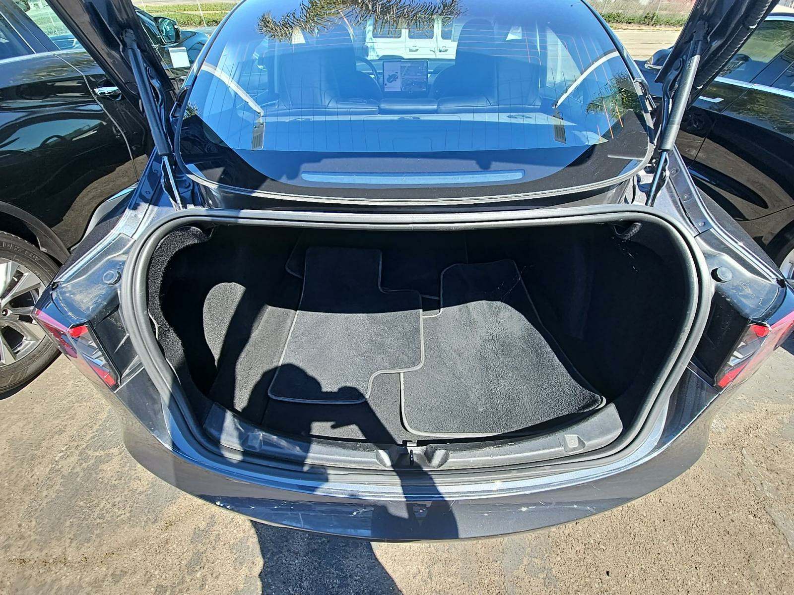 2018 Tesla Model 3 Long Range RWD