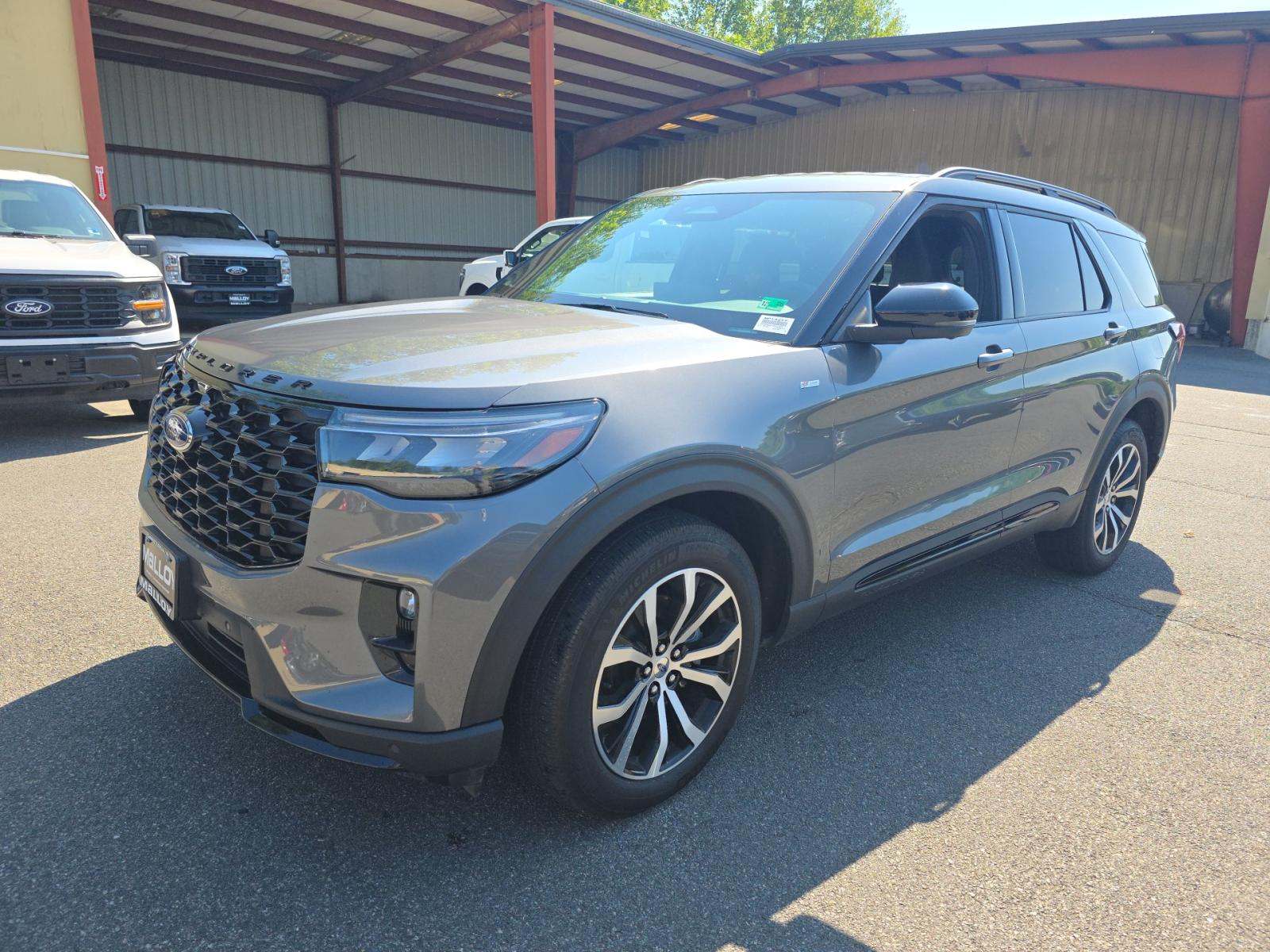 FORD EXPLORER - 1