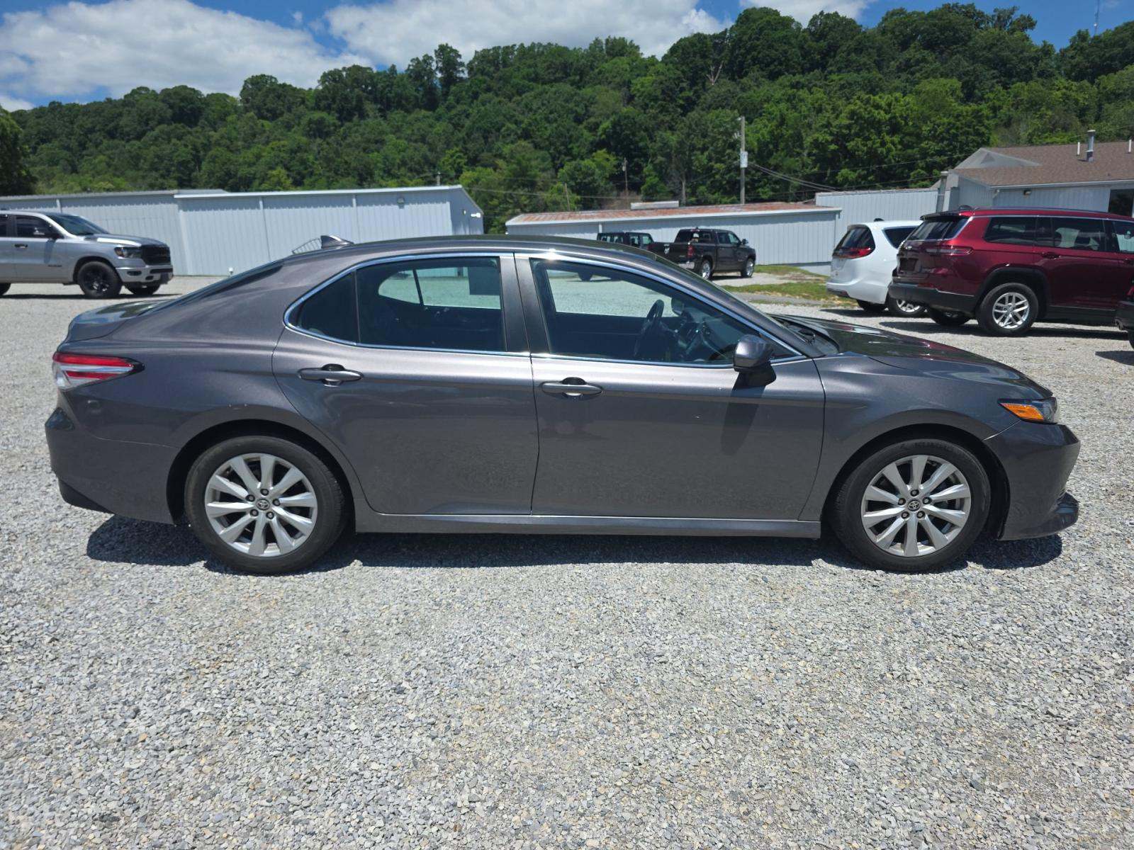 2020 Toyota Camry LE FWD