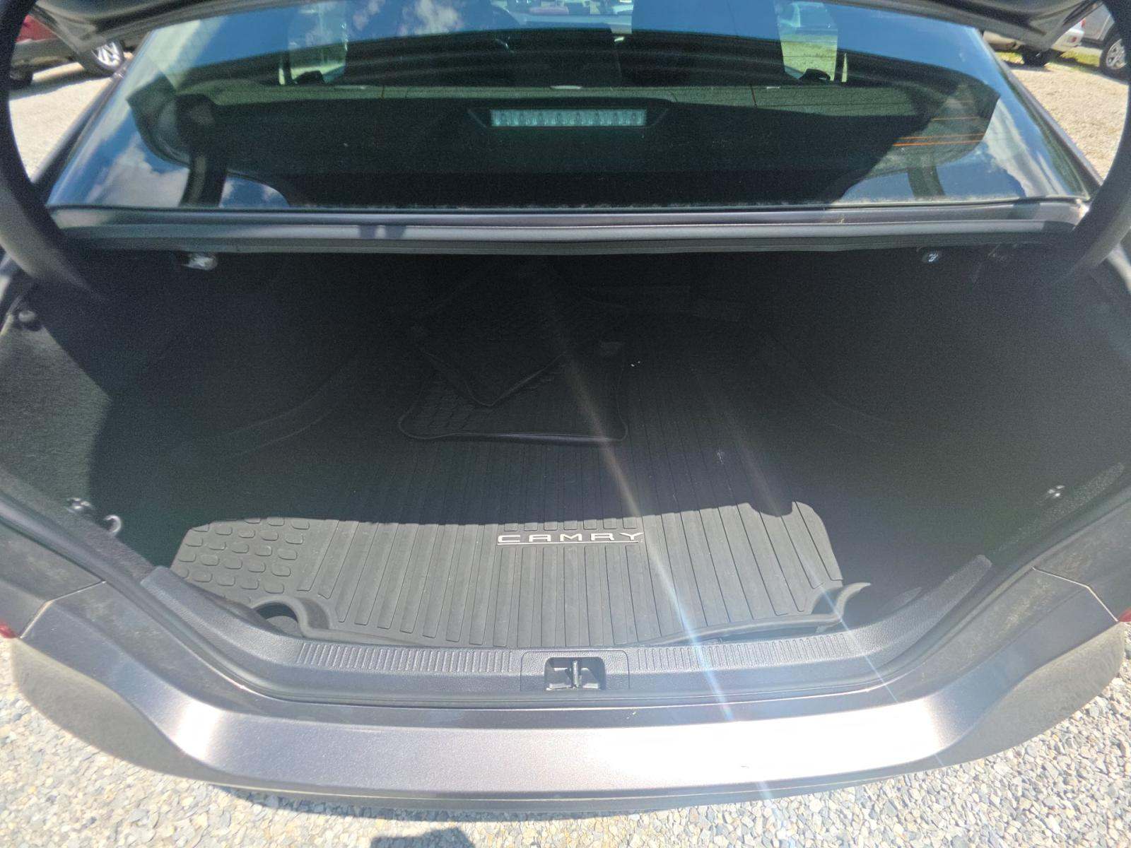 2020 Toyota Camry LE FWD