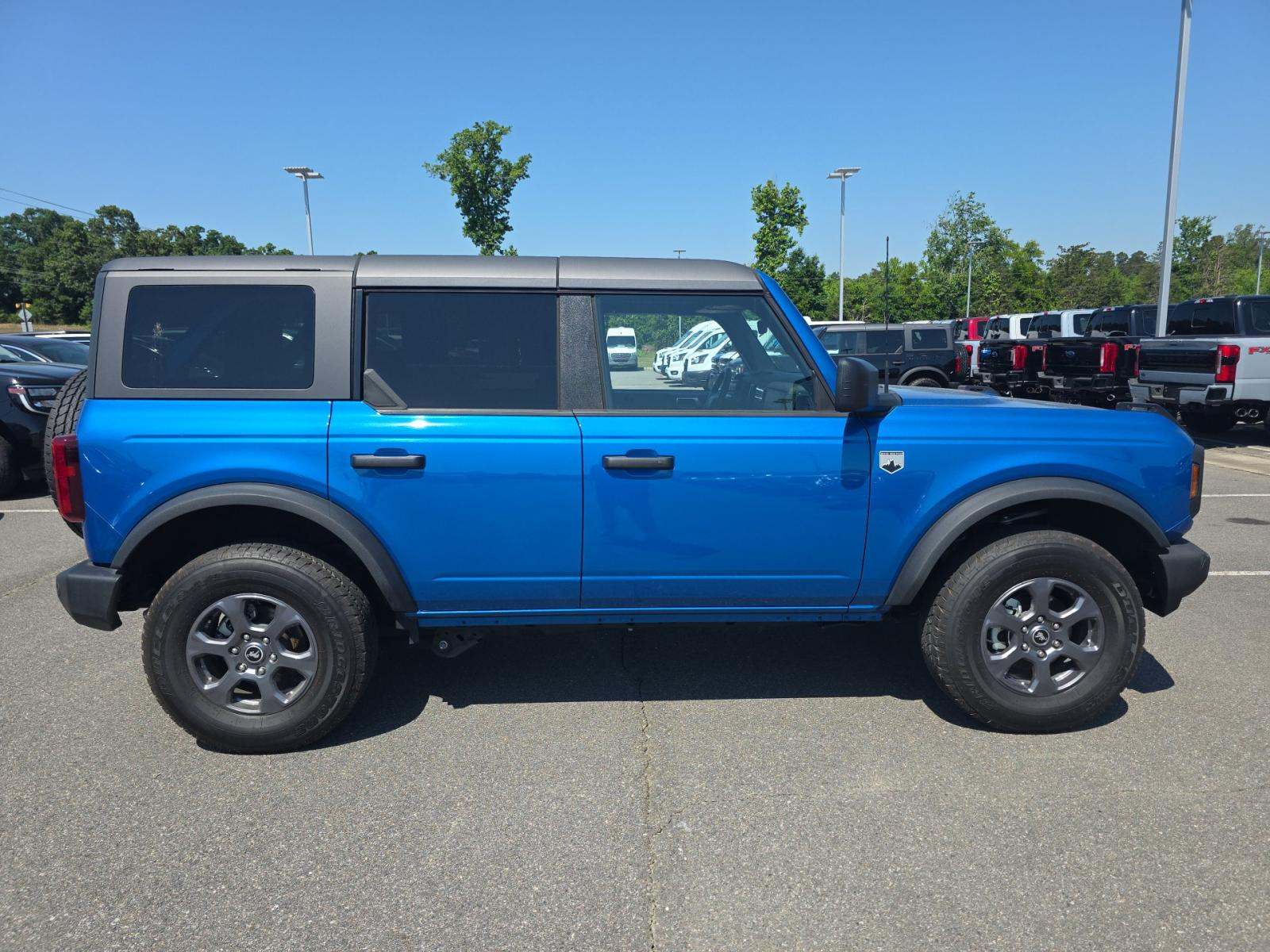FORD BRONCO - 4