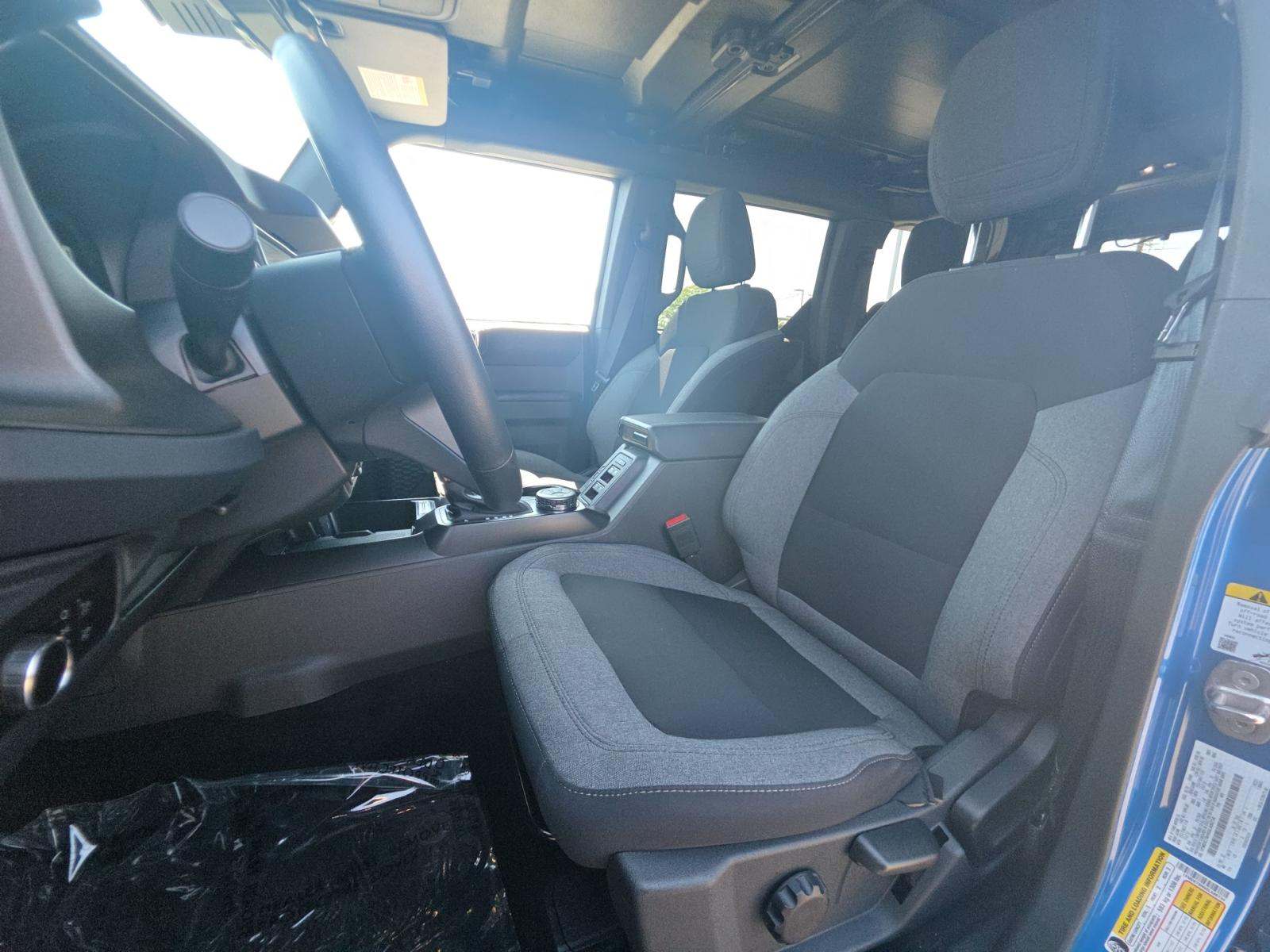 FORD BRONCO - 6