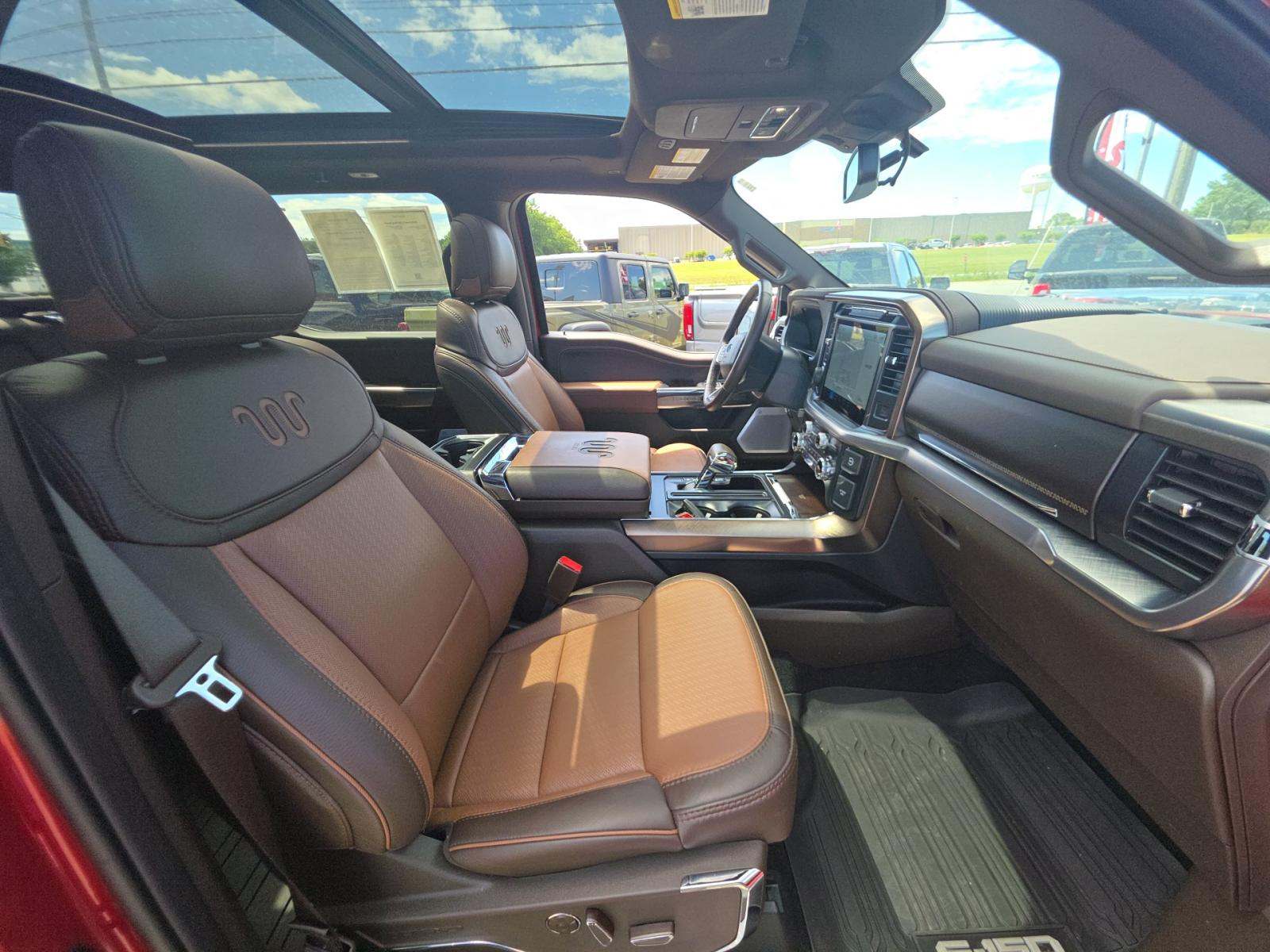 2025 Ford F-150 Hybrid King Ranch AWD