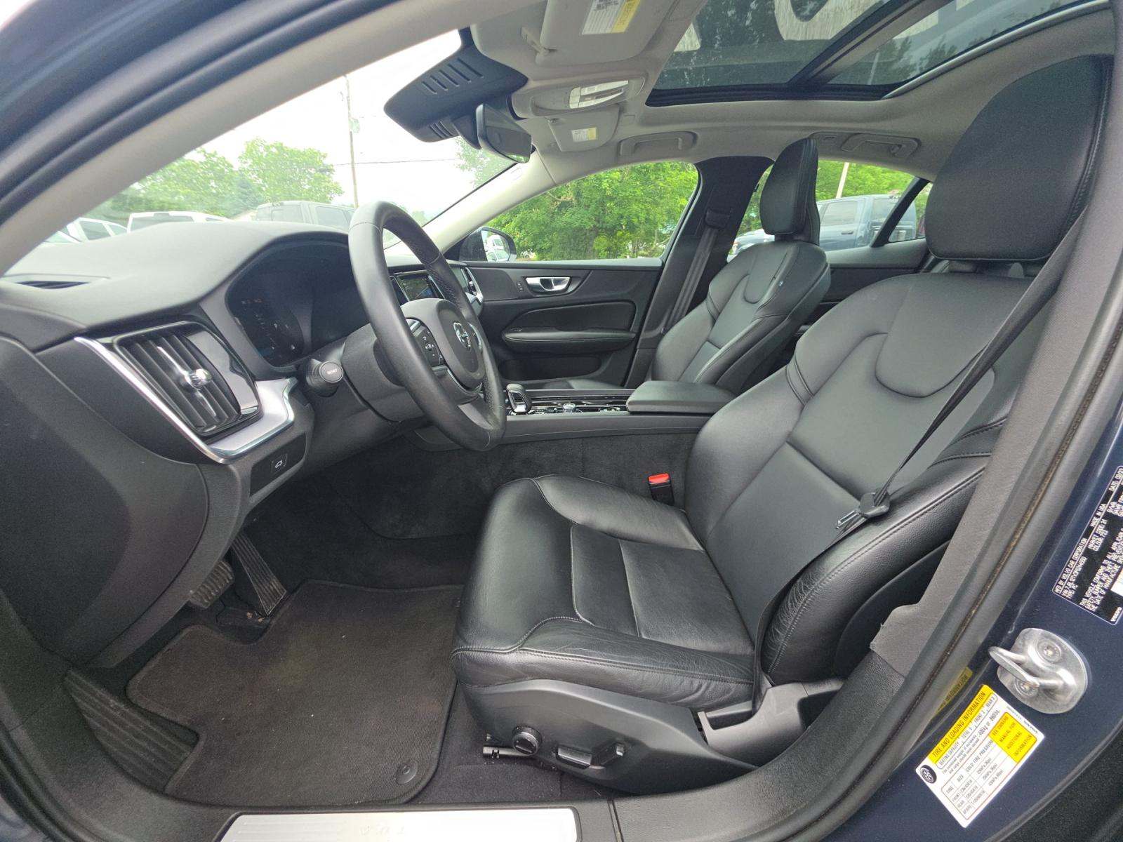 2023 Volvo S60 B5 Core Dark Theme AWD