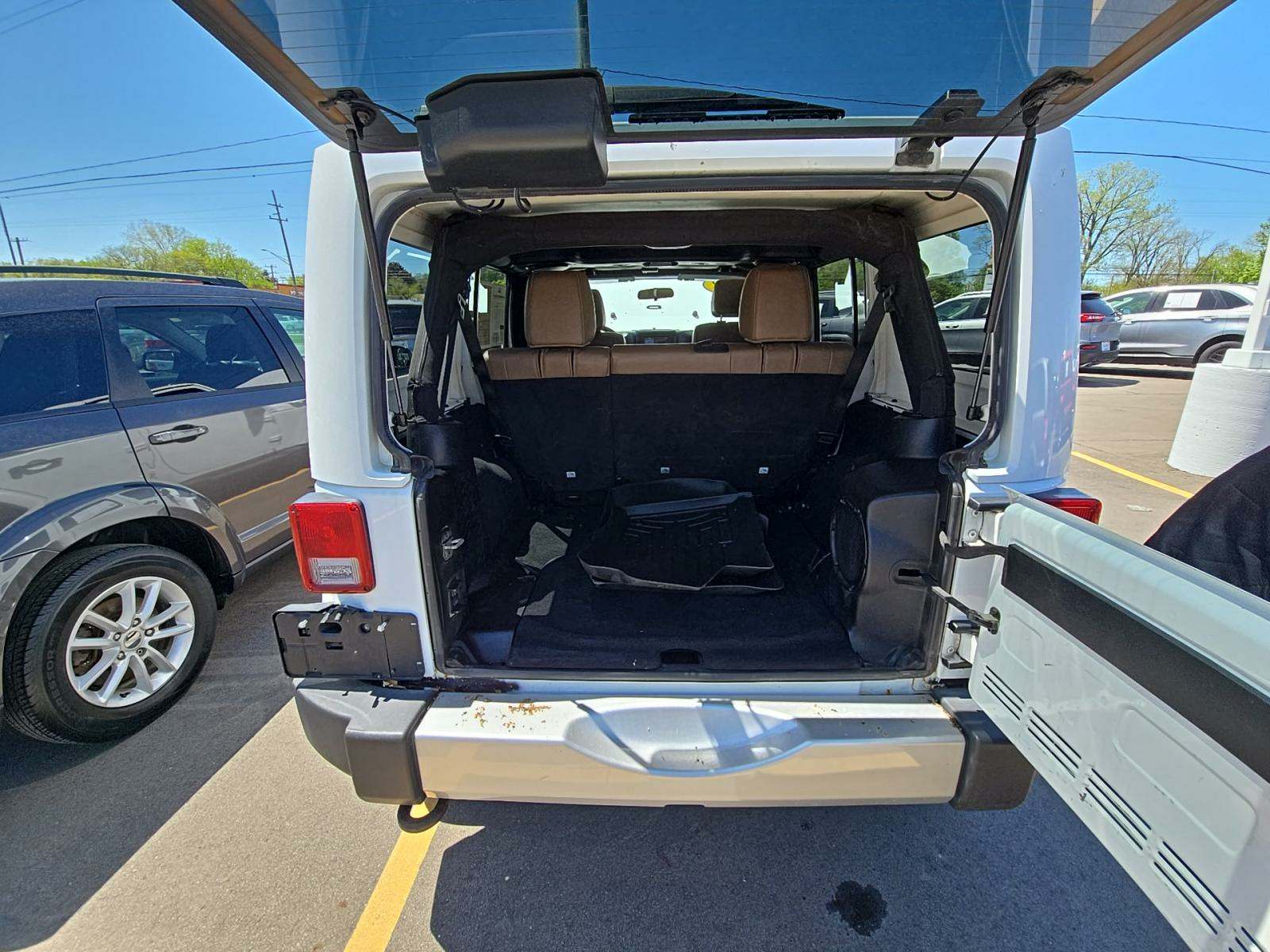2012 Jeep Wrangler Unlimited Sahara AWD
