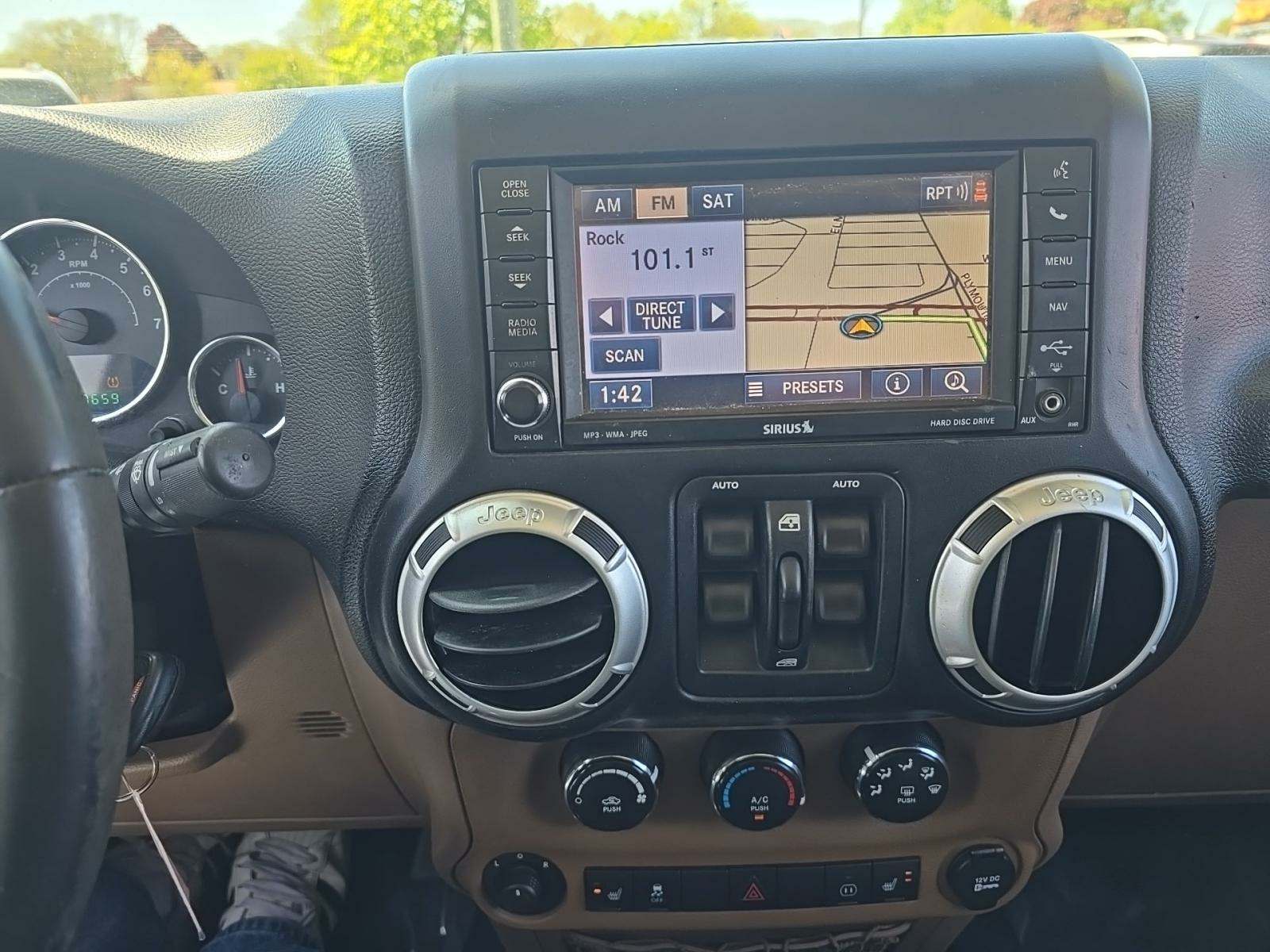 2012 Jeep Wrangler Unlimited Sahara AWD