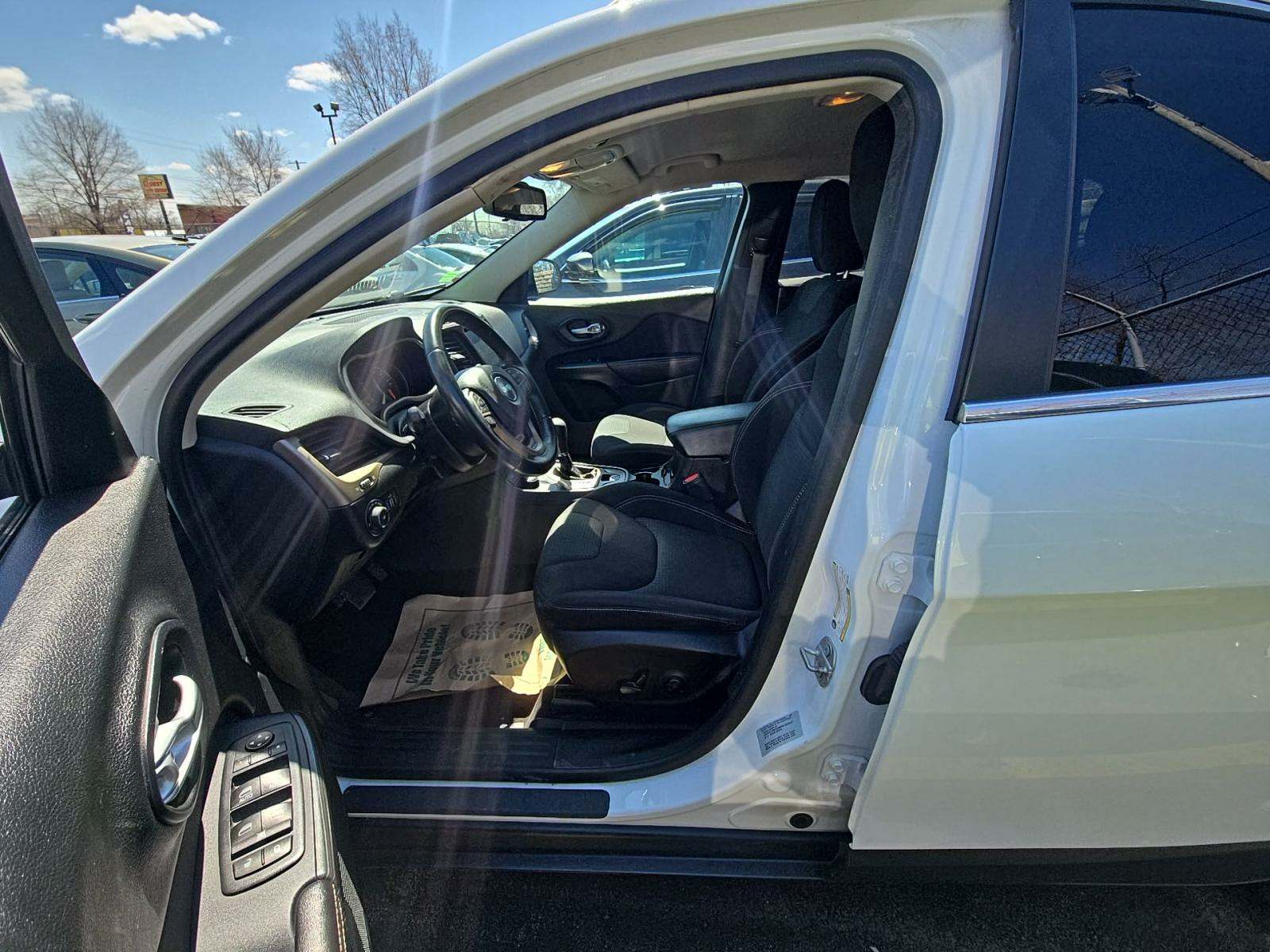 2016 Jeep Cherokee Latitude AWD