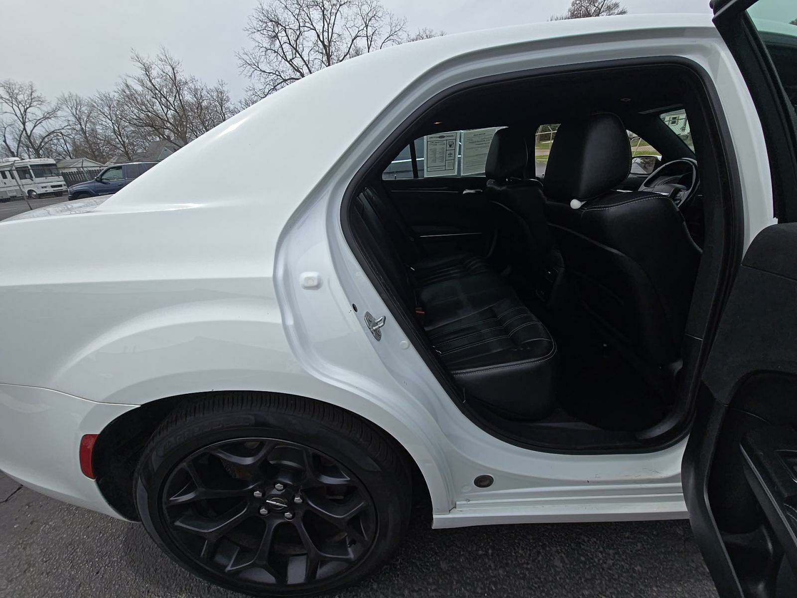 2019 Chrysler 300 S RWD