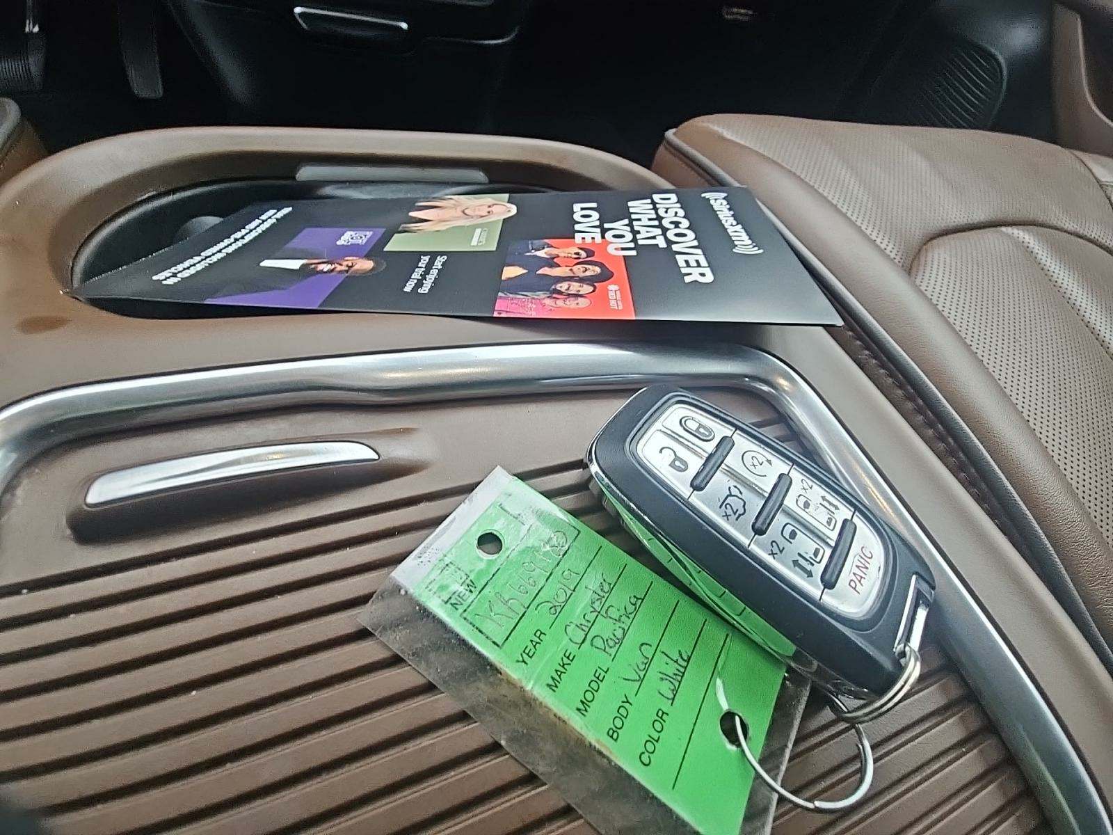 2019 Chrysler Pacifica Limited FWD