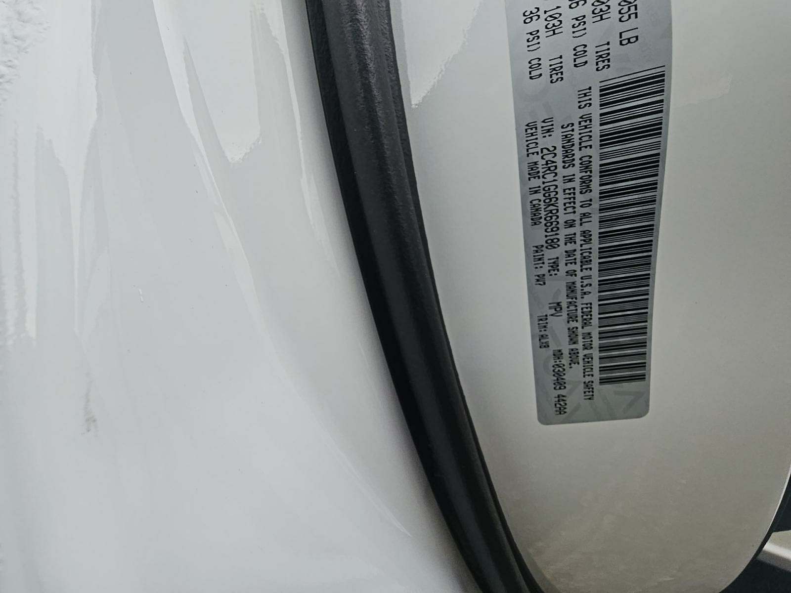 2019 Chrysler Pacifica Limited FWD