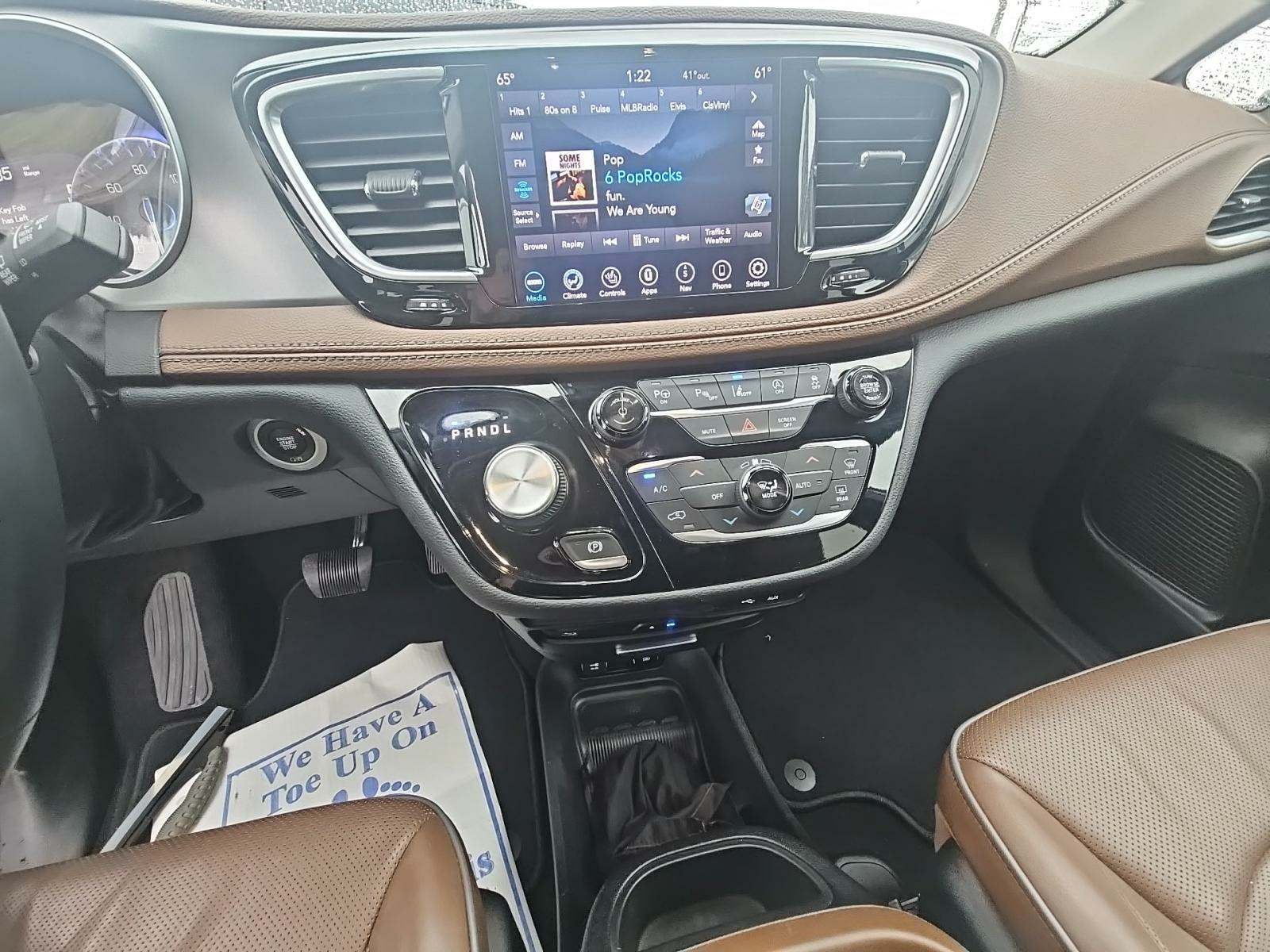 2019 Chrysler Pacifica Limited FWD