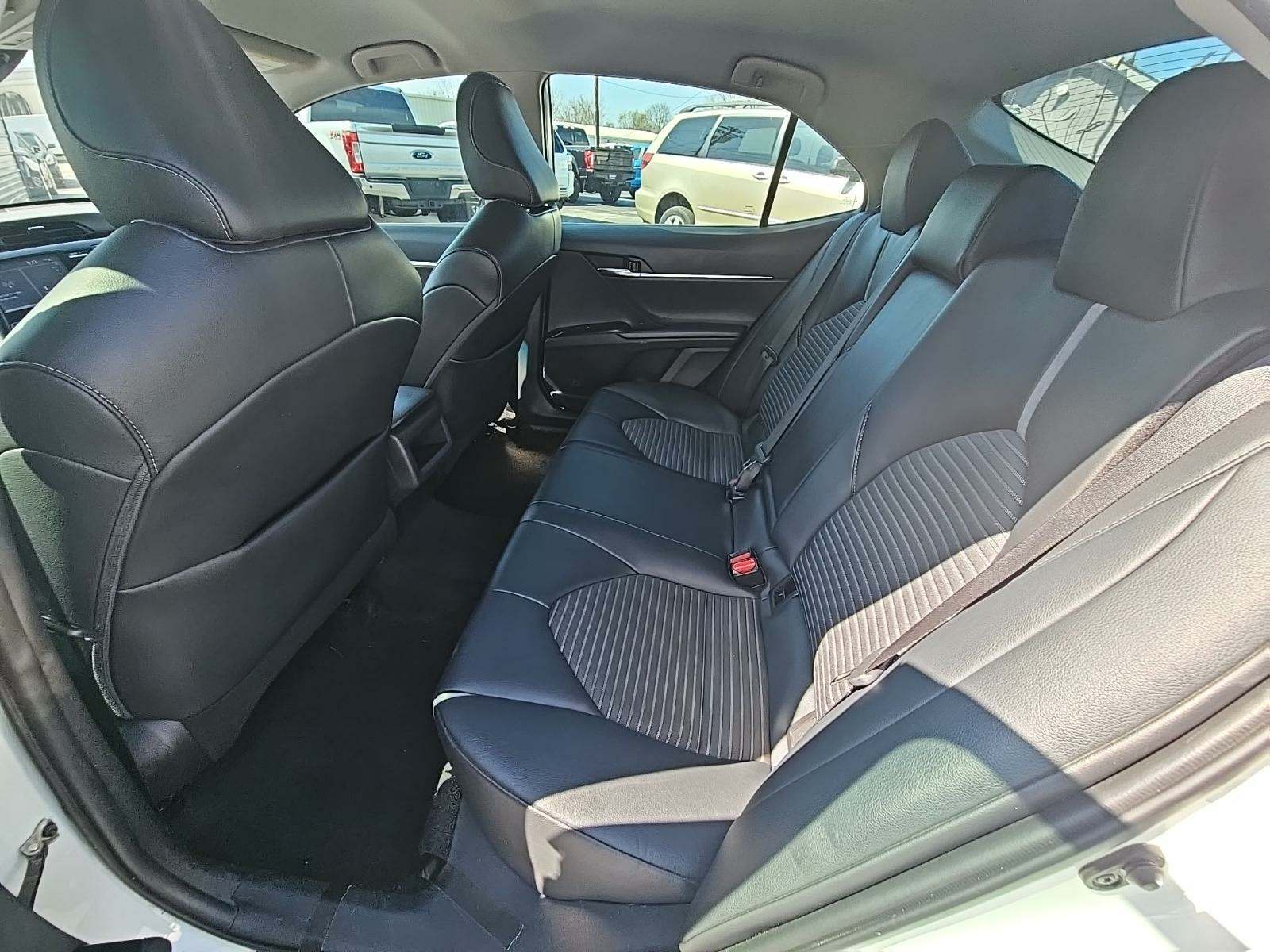 2020 Toyota Camry SE Nightshade FWD