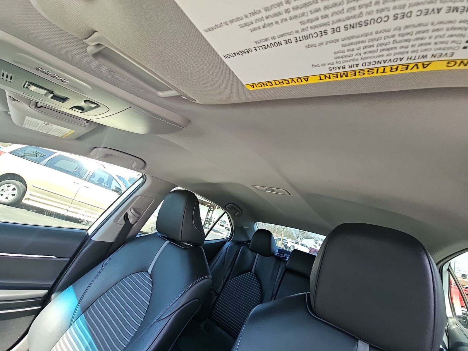 2020 Toyota Camry SE Nightshade FWD