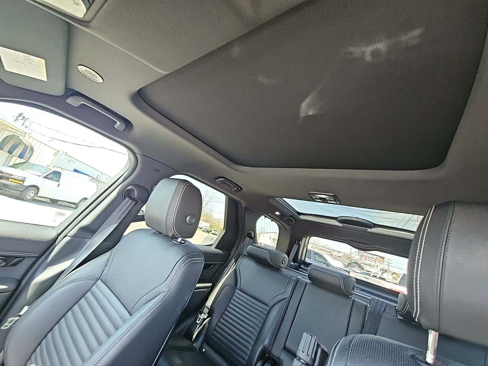 2021 Land Rover Discovery S R-Dynamic AWD