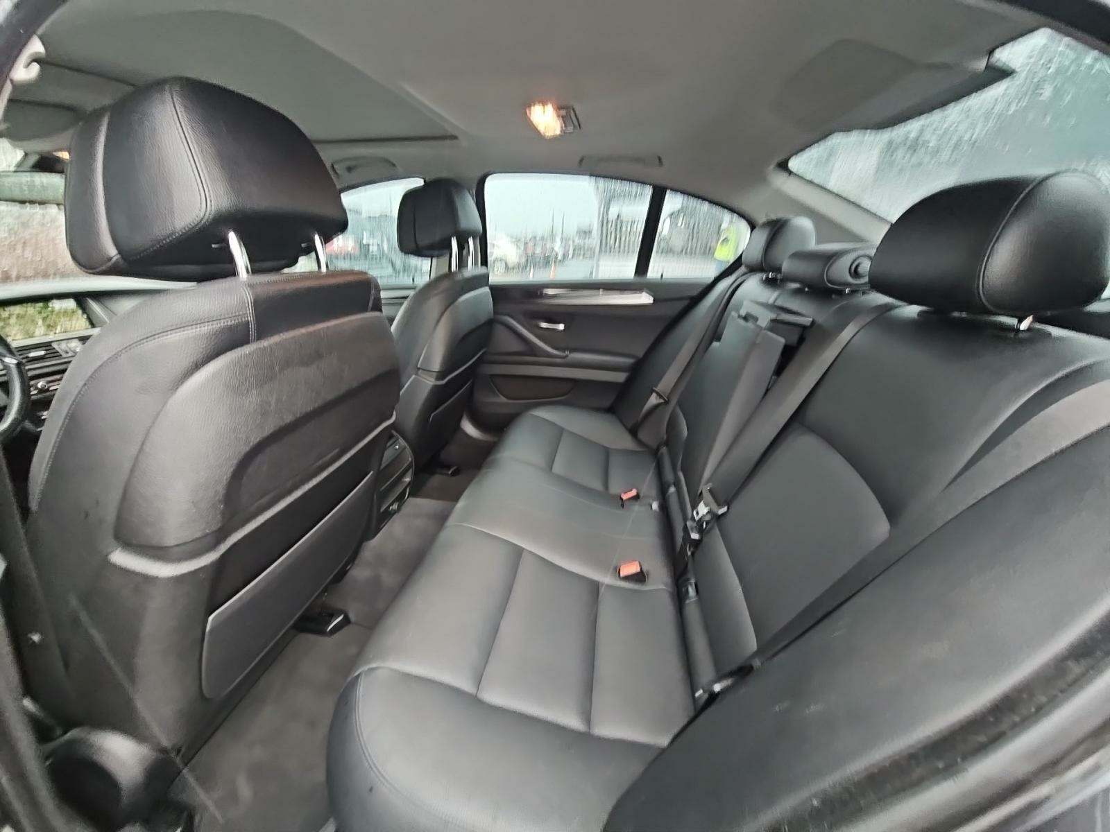 2016 BMW 5 Series 528i RWD