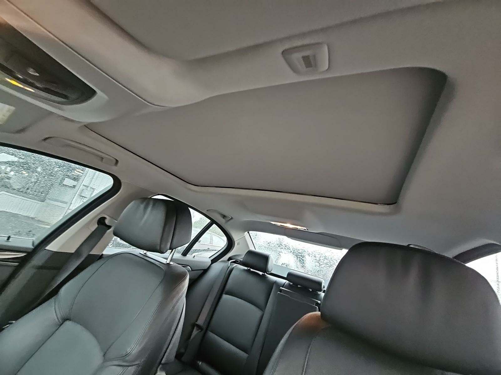 2016 BMW 5 Series 528i RWD