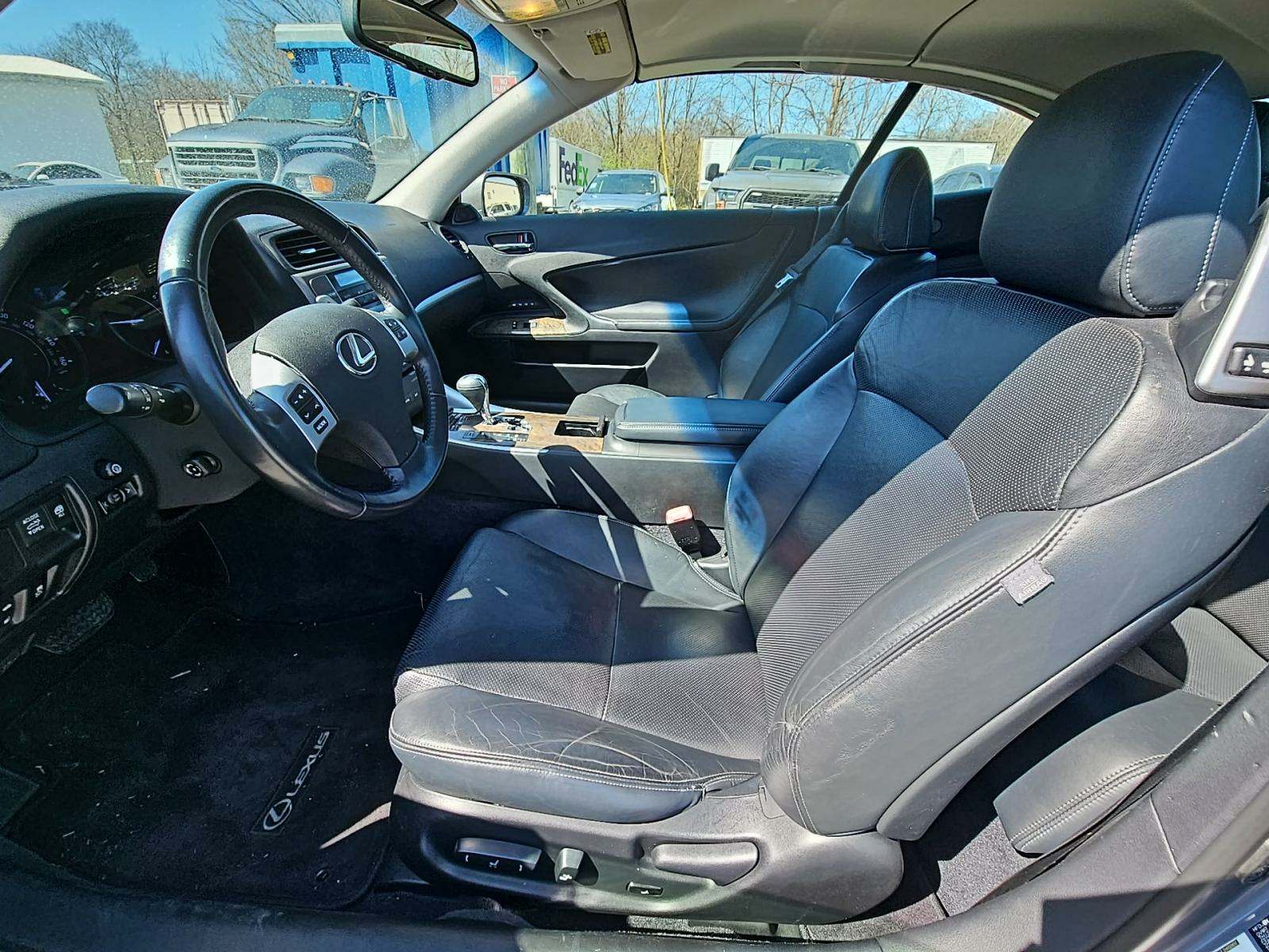 2012 Lexus IS IS 250C RWD