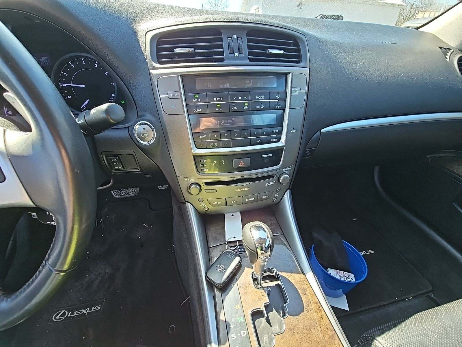 2012 Lexus IS IS 250C RWD