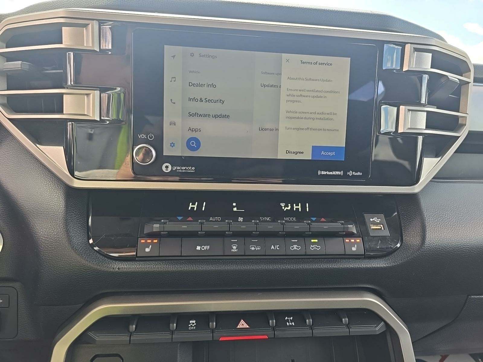 2022 Toyota Tundra SR5 AWD