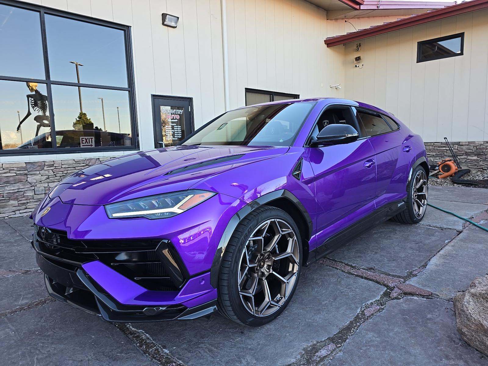 2024 Lamborghini Urus Performante AWD