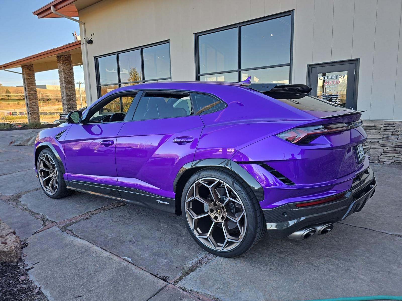 2024 Lamborghini Urus Performante AWD