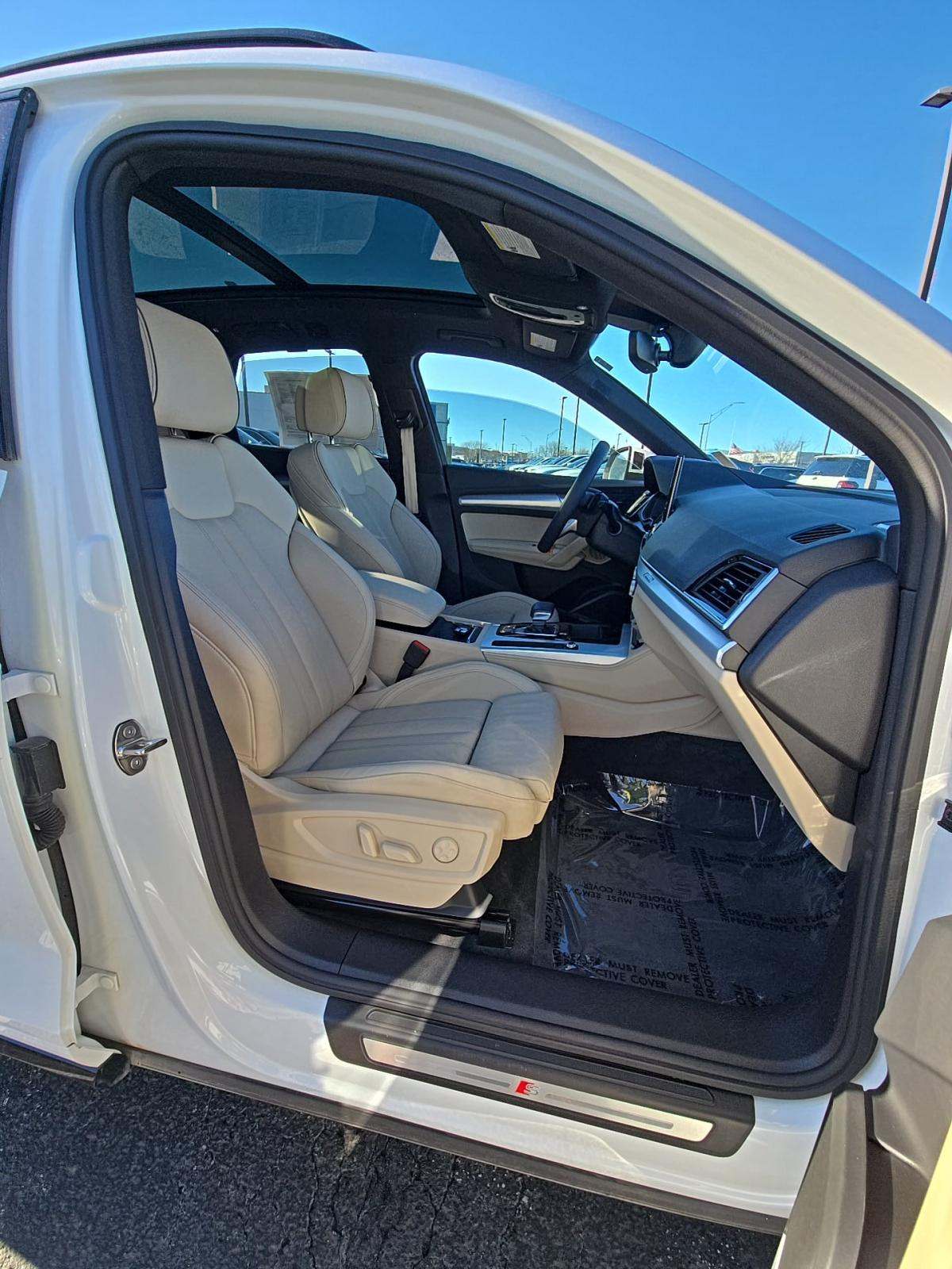 2024 Audi Q5 S line Prestige AWD