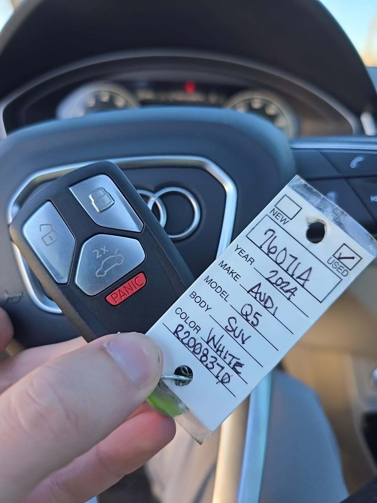 2024 Audi Q5 S line Prestige AWD