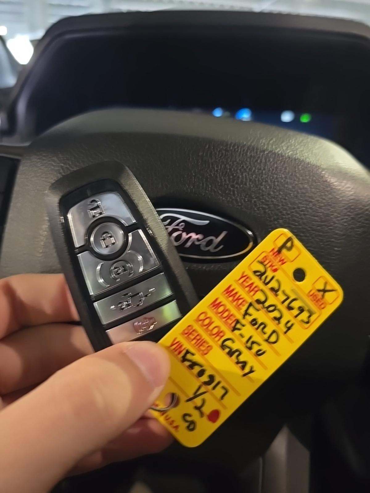 2024 Ford F-150 XLT AWD