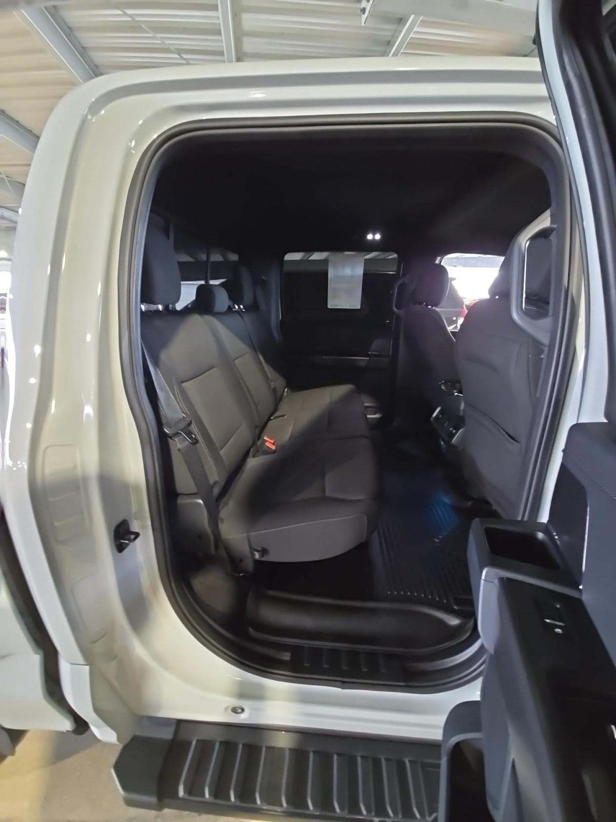 2024 Ford F-150 XLT AWD