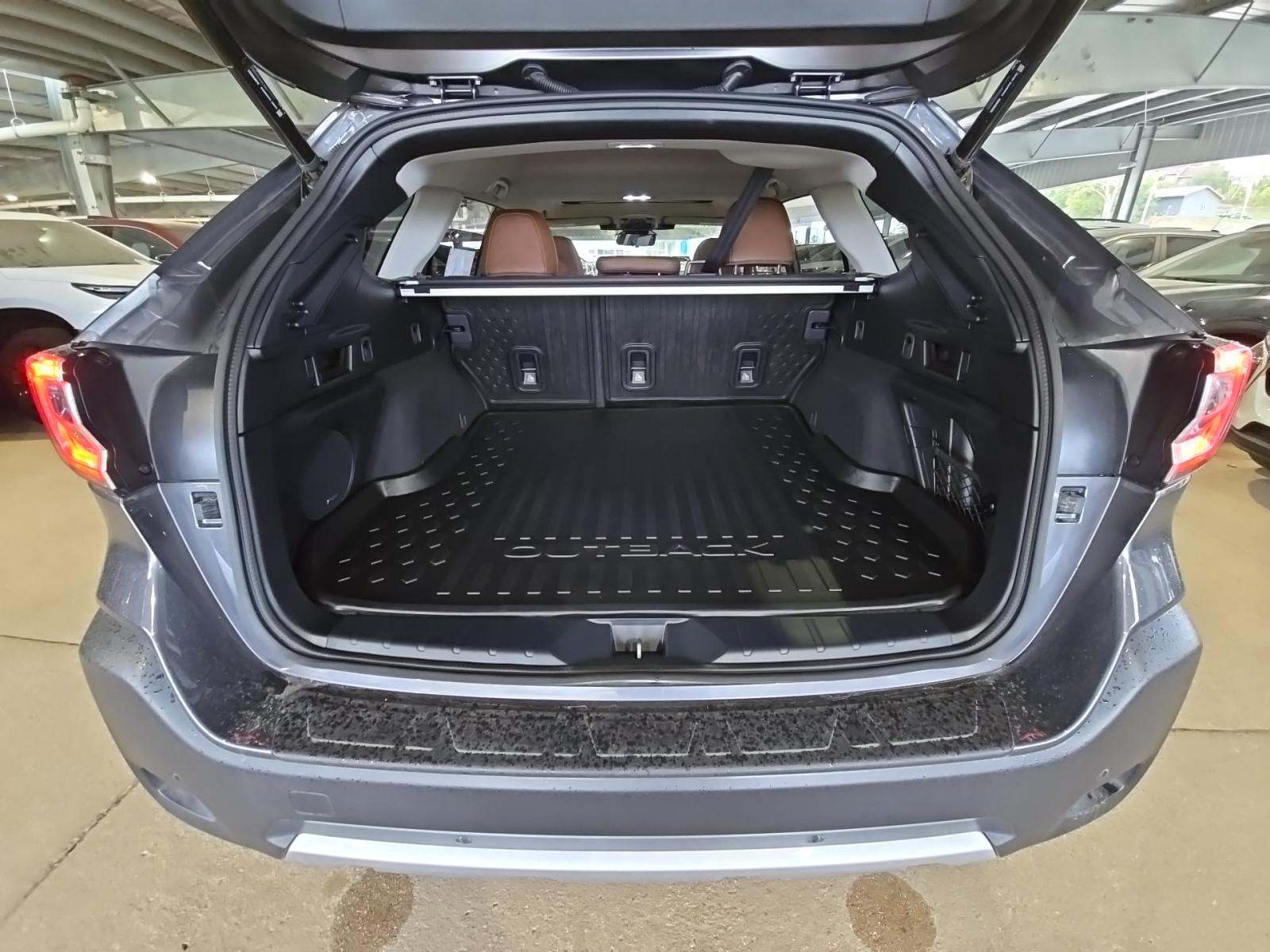 2024 Subaru Outback Touring XT AWD