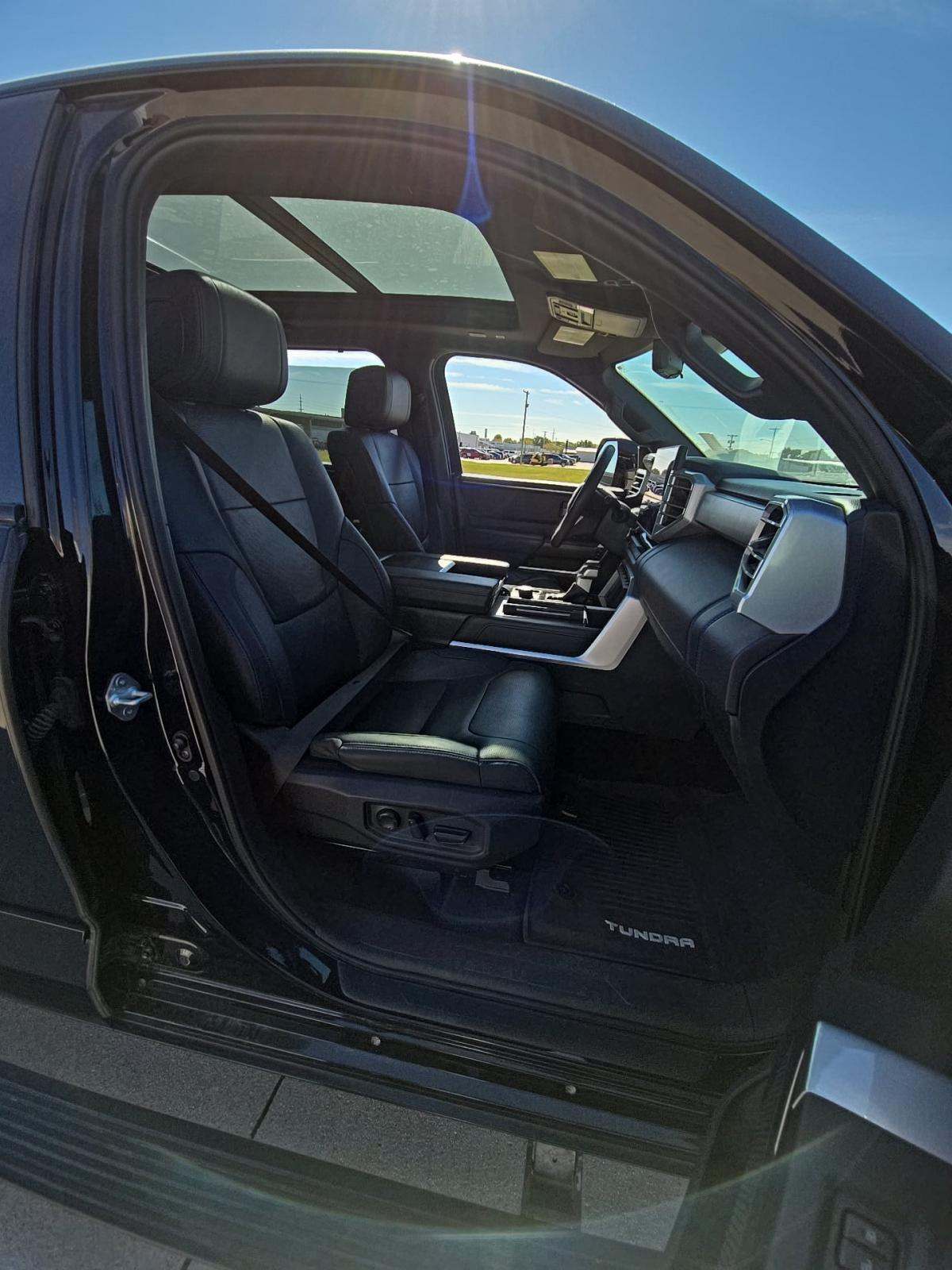 2022 Toyota Tundra Platinum AWD