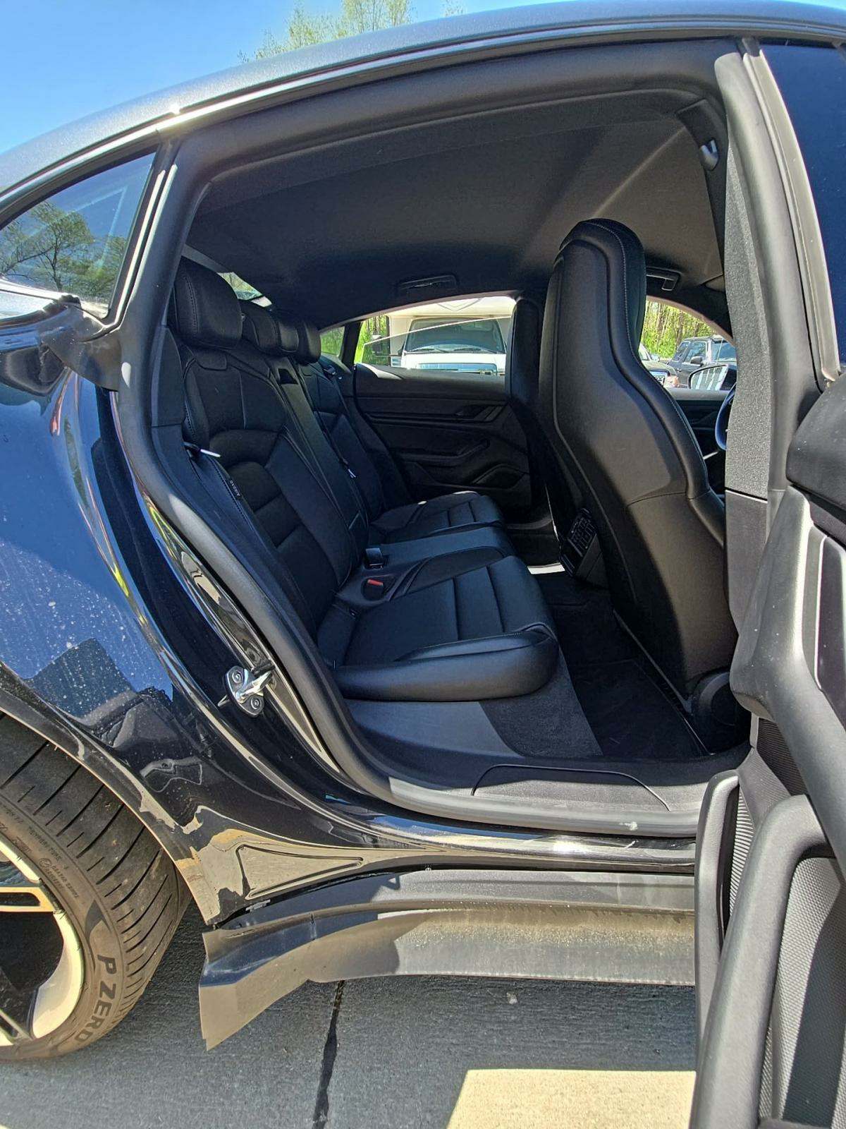 2022 Porsche Taycan Base RWD