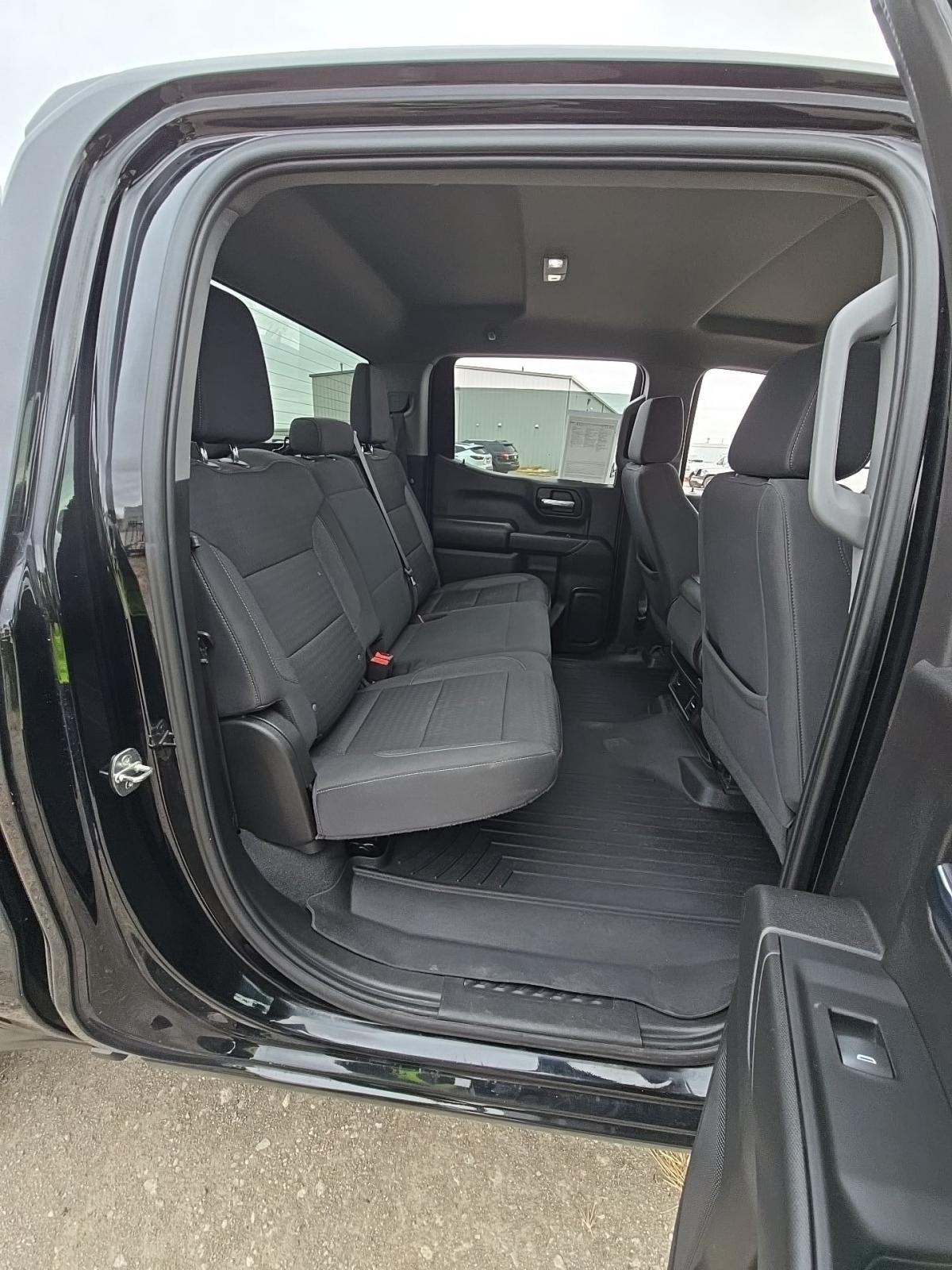 2023 Chevrolet Silverado 1500 Custom Trail Boss AWD