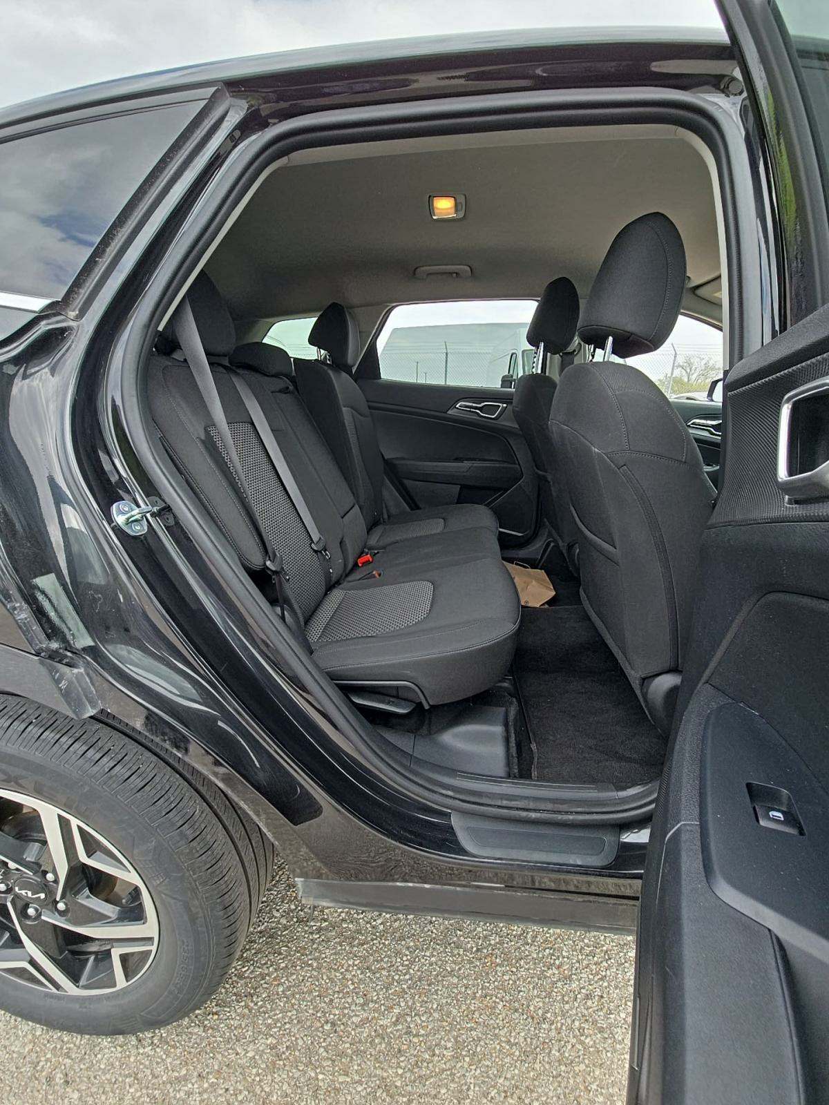 2024 Kia Sportage LX AWD