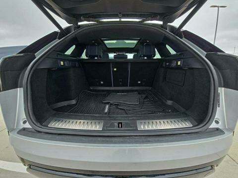 2018 Land Rover Range Rover Velar R-Dynamic SE AWD