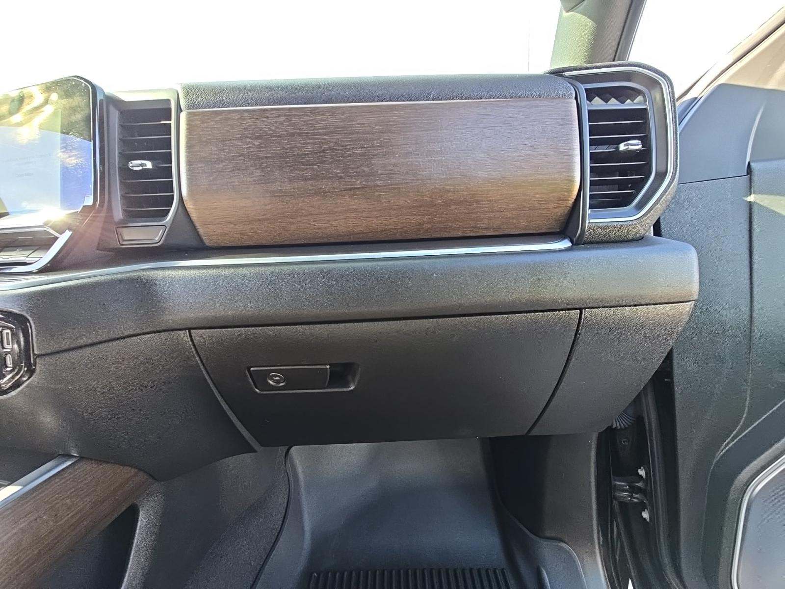 2022 Chevrolet Silverado 1500 High Country AWD