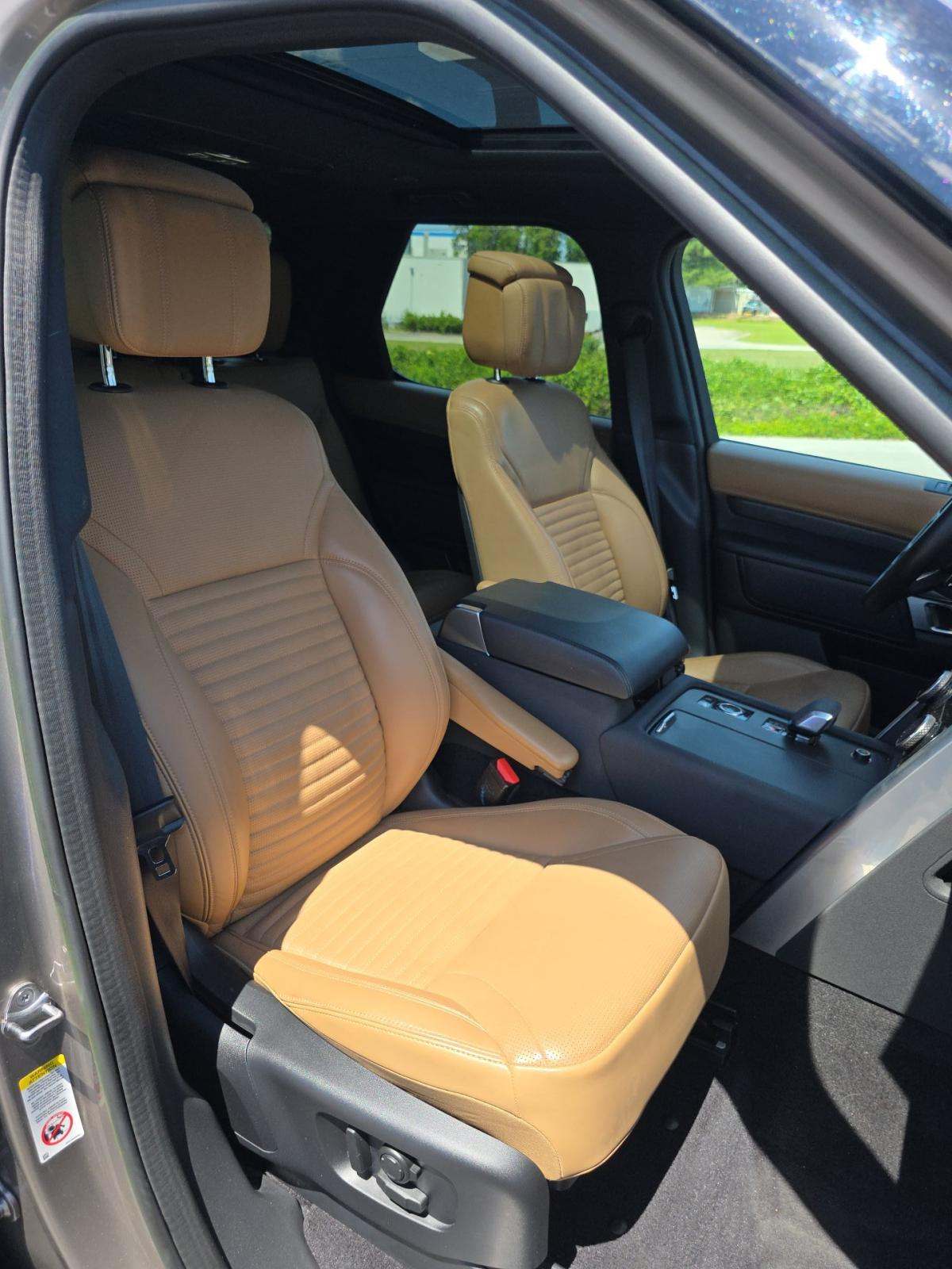 2023 Land Rover Discovery R-Dynamic HSE AWD