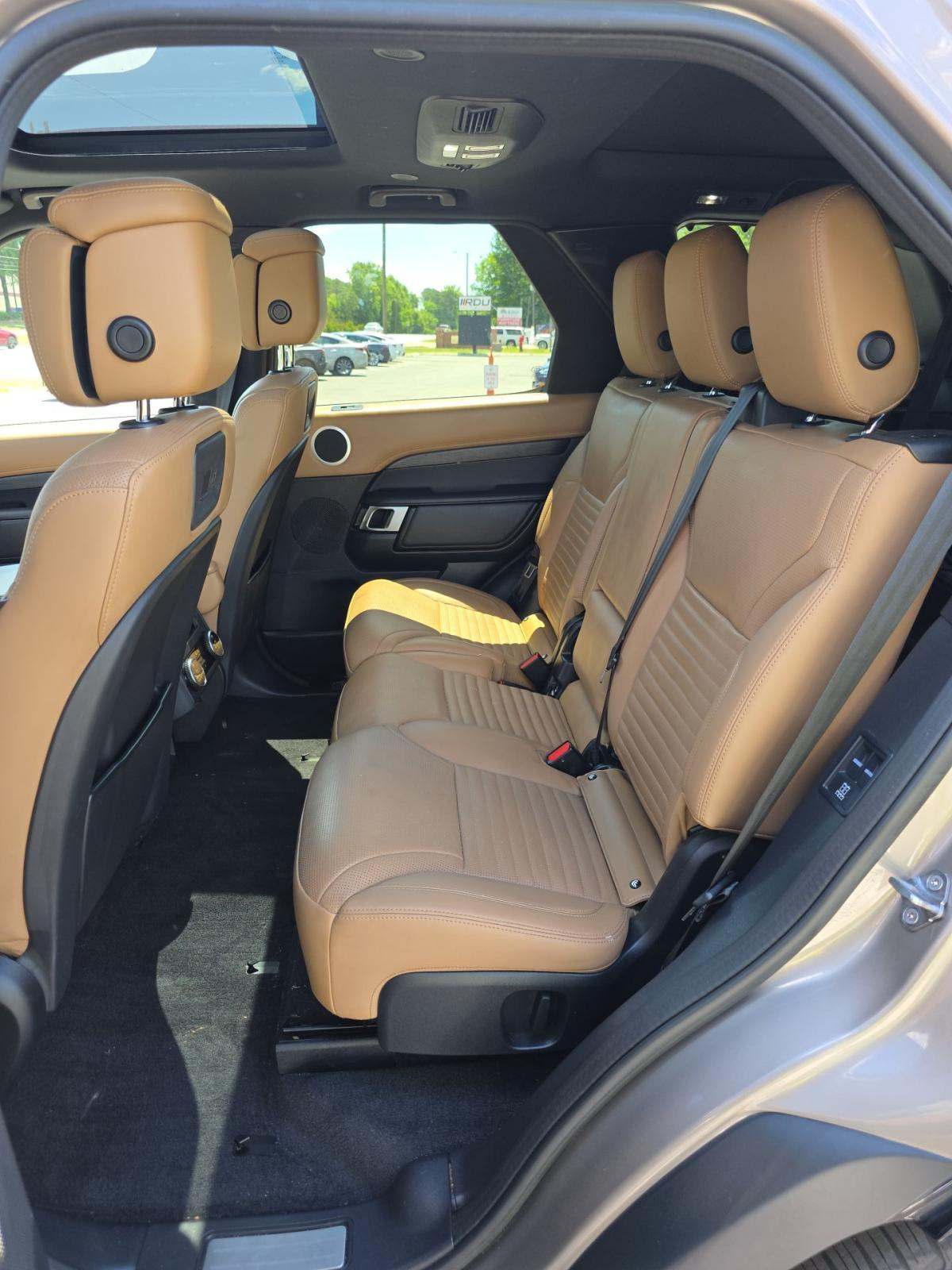 2023 Land Rover Discovery R-Dynamic HSE AWD