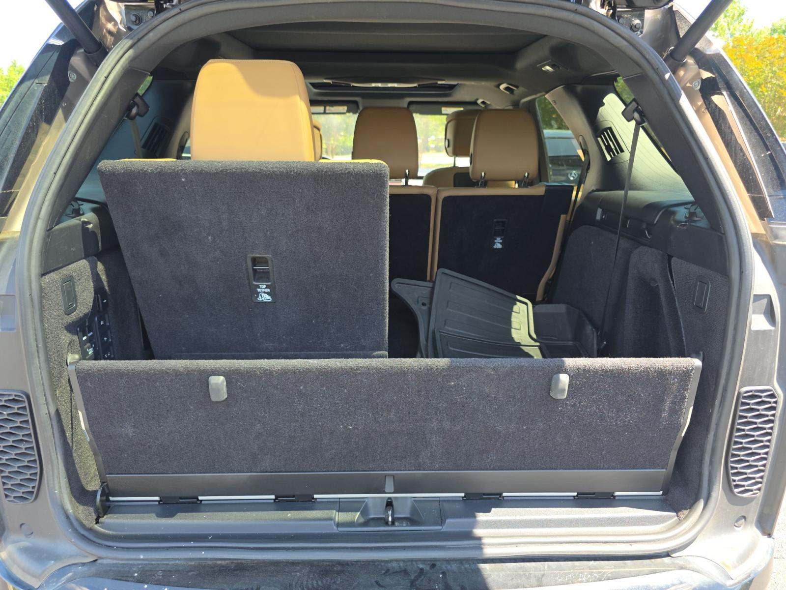 2023 Land Rover Discovery R-Dynamic HSE AWD