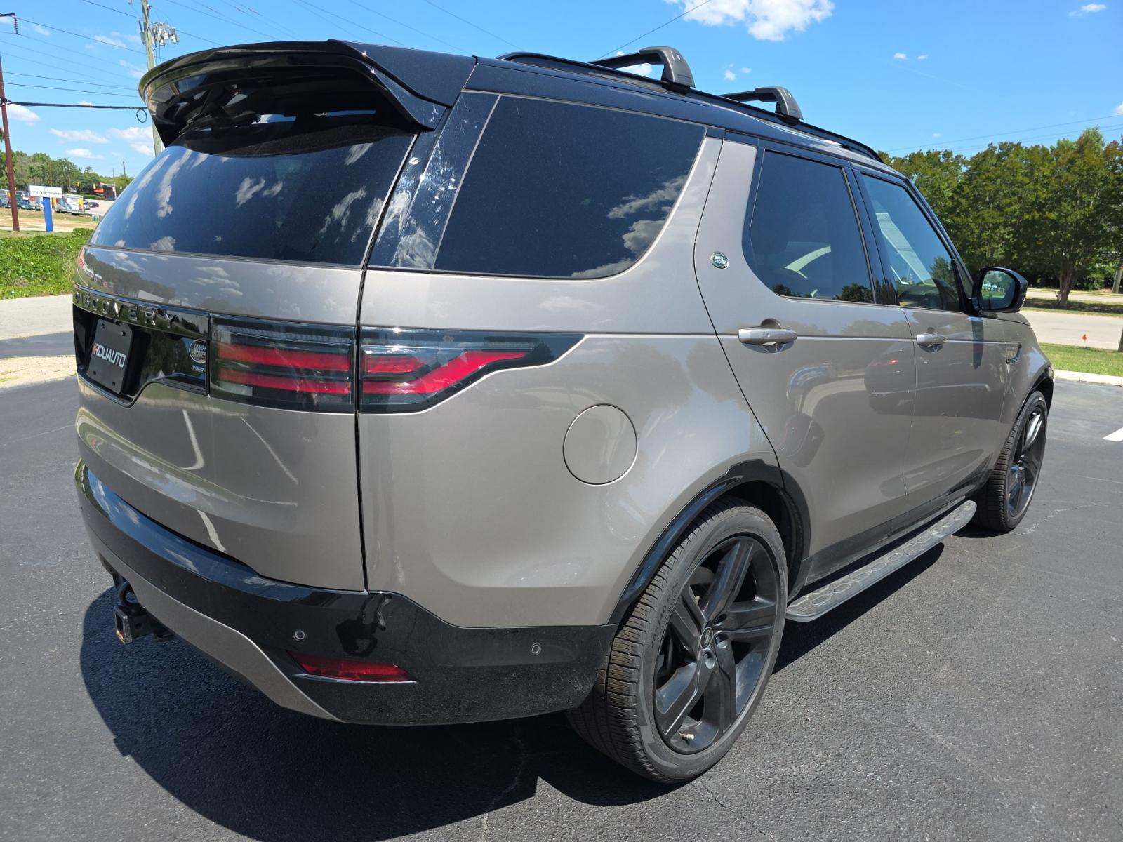 2023 Land Rover Discovery R-Dynamic HSE AWD