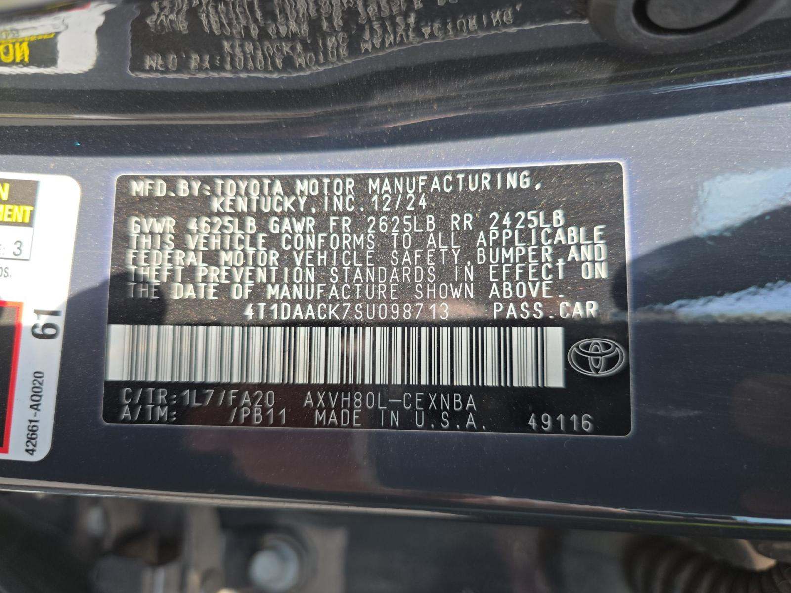 TOYOTA CAMRY - 1