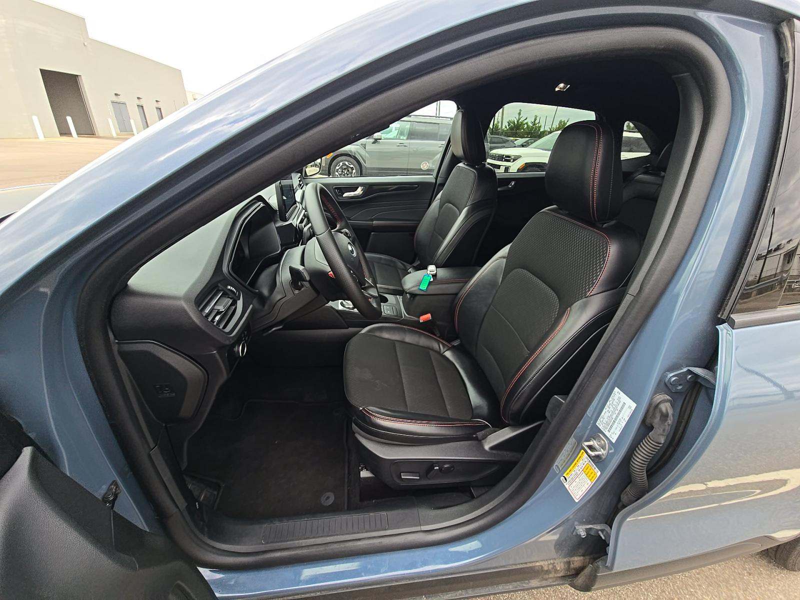 2025 Ford Escape ST-Line FWD